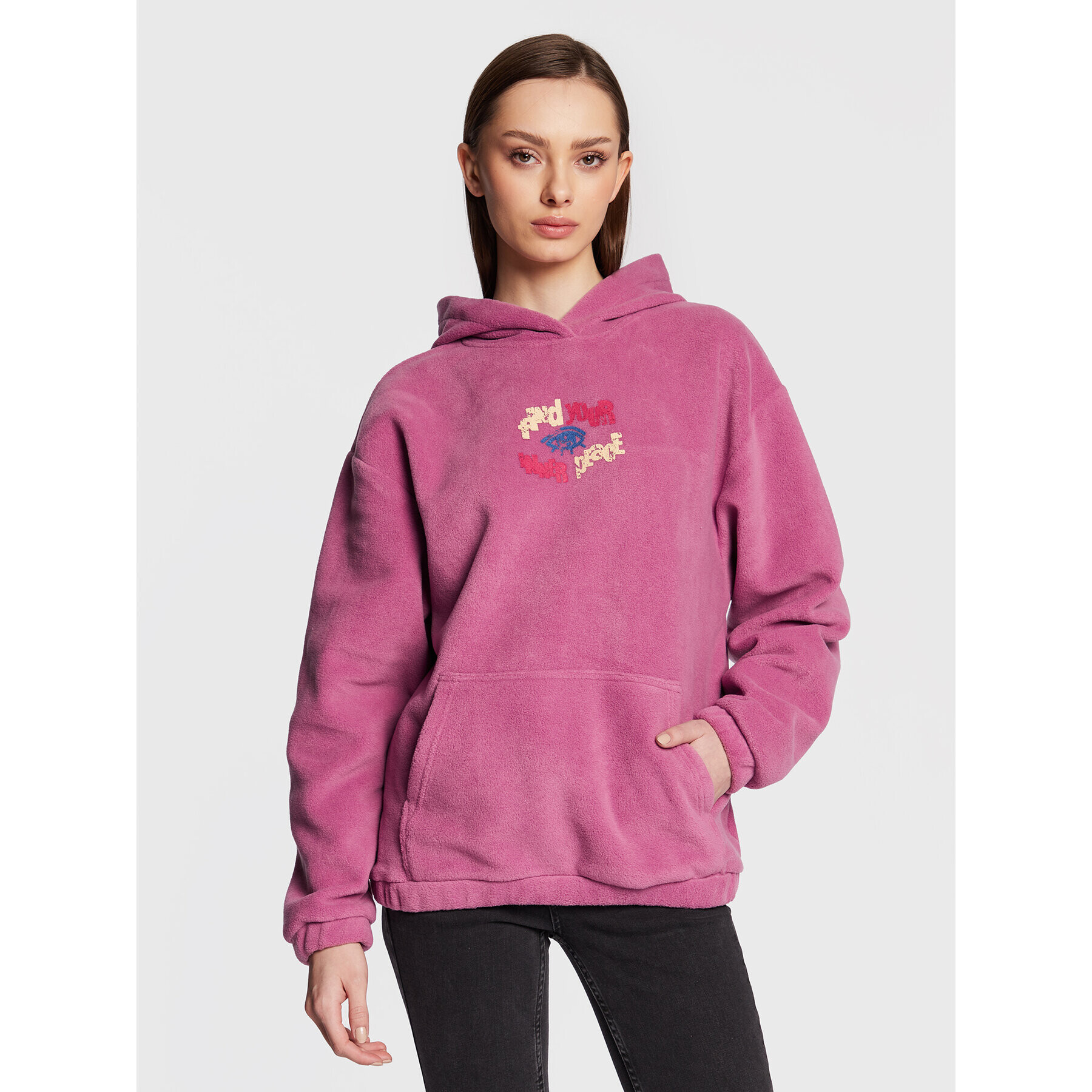 BDG Urban Outfitters Суитшърт 76280981 Виолетов Regular Fit - Pepit.bg