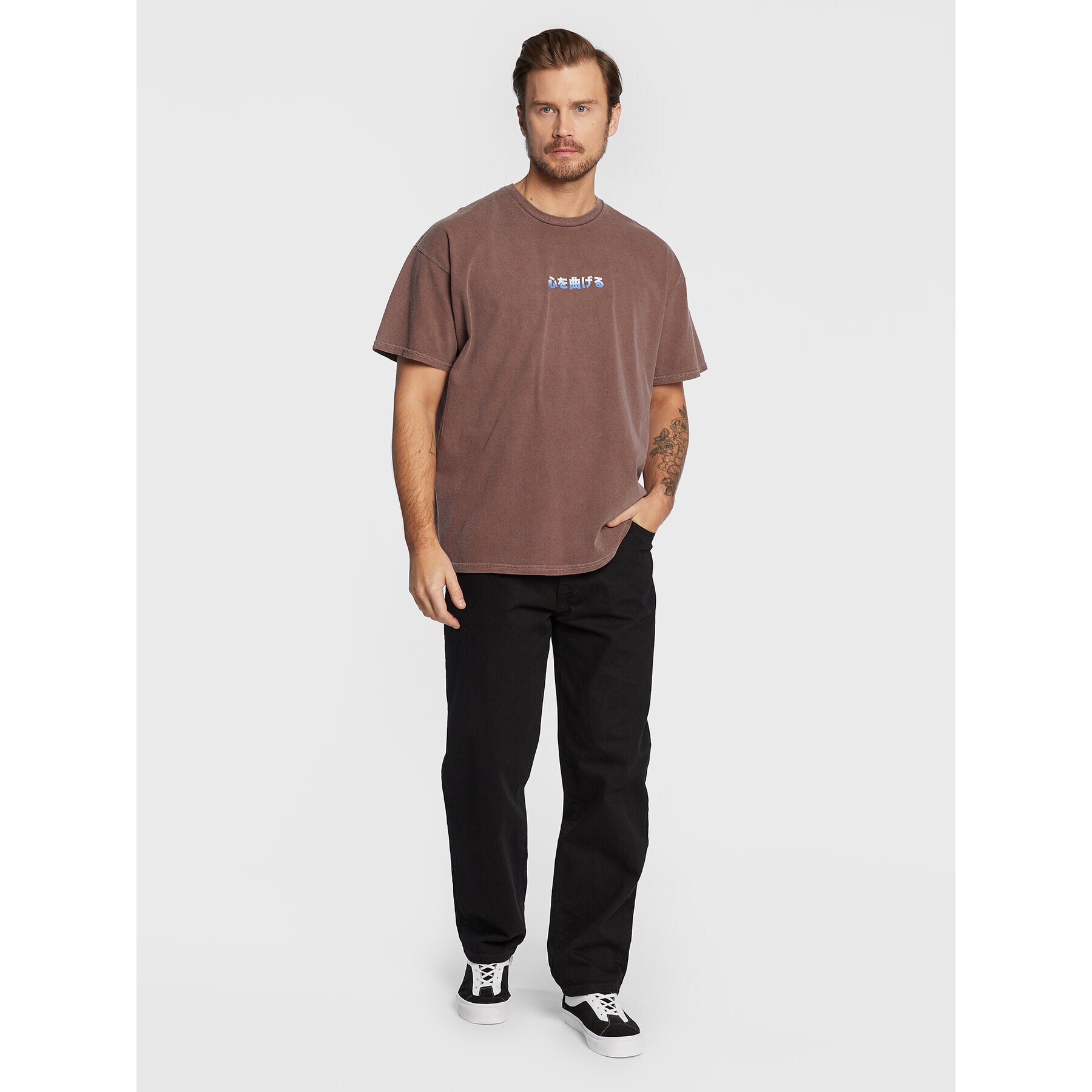 BDG Urban Outfitters Тишърт 75326025 Кафяв Regular Fit - Pepit.bg