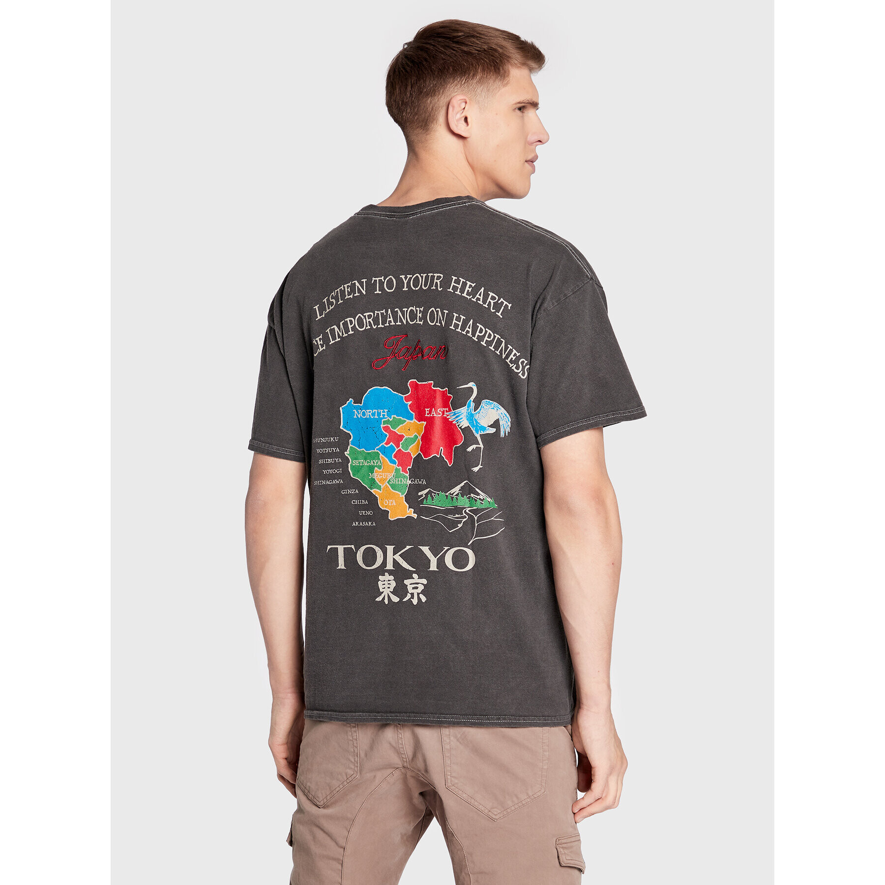 BDG Urban Outfitters Тишърт 75326439 Сив Regular Fit - Pepit.bg