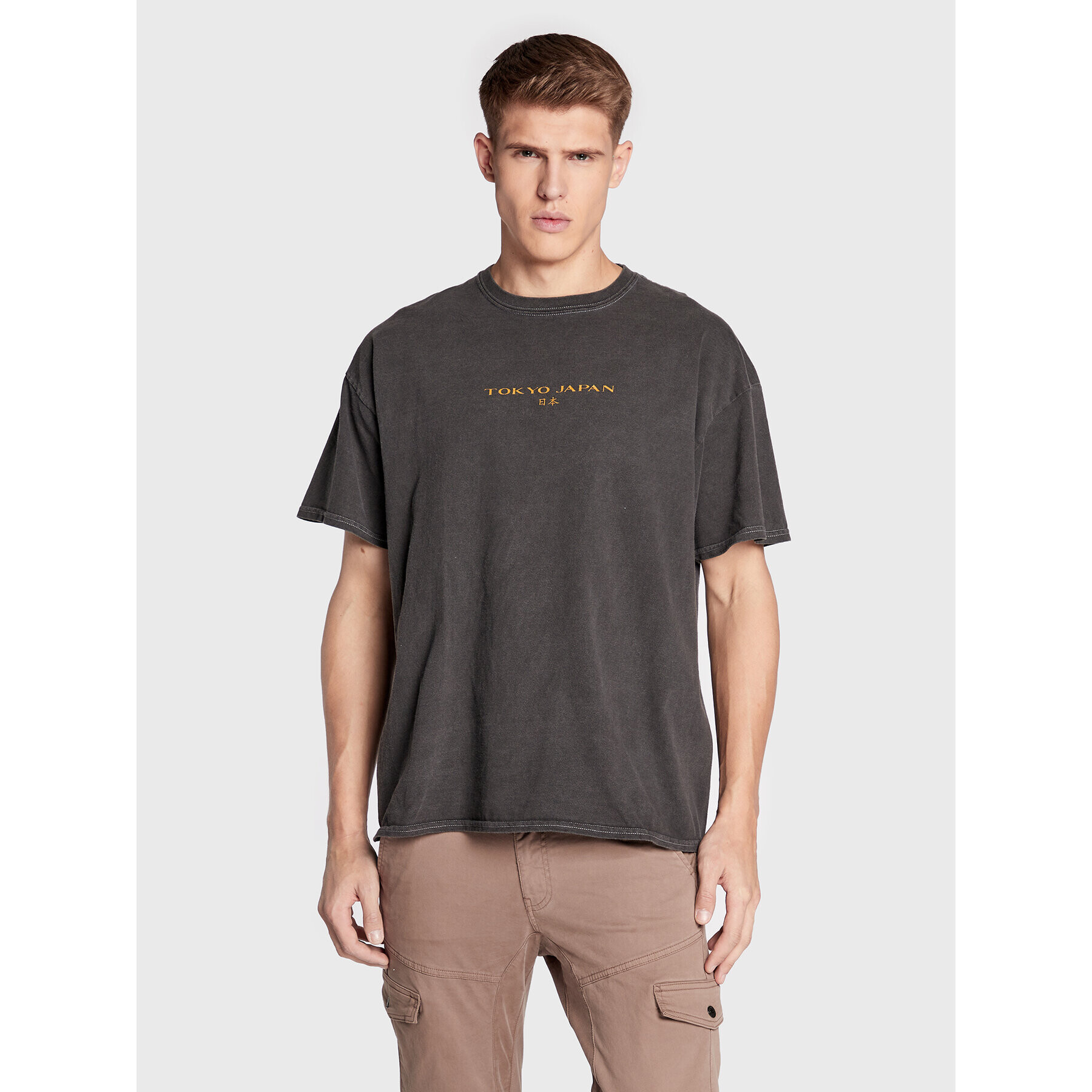 BDG Urban Outfitters Тишърт 75326439 Сив Regular Fit - Pepit.bg