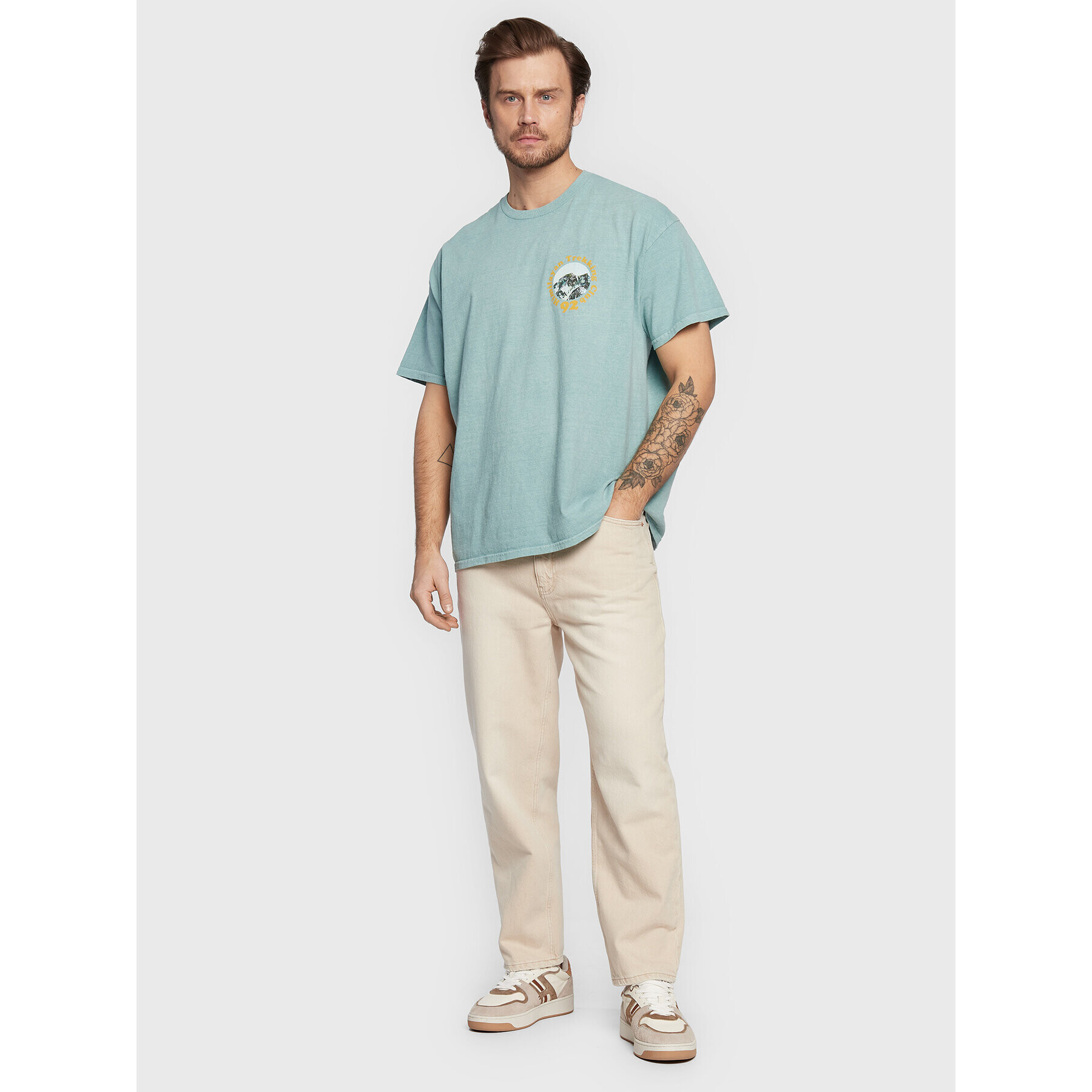 BDG Urban Outfitters Тишърт 76134691 Зелен Relaxed Fit - Pepit.bg