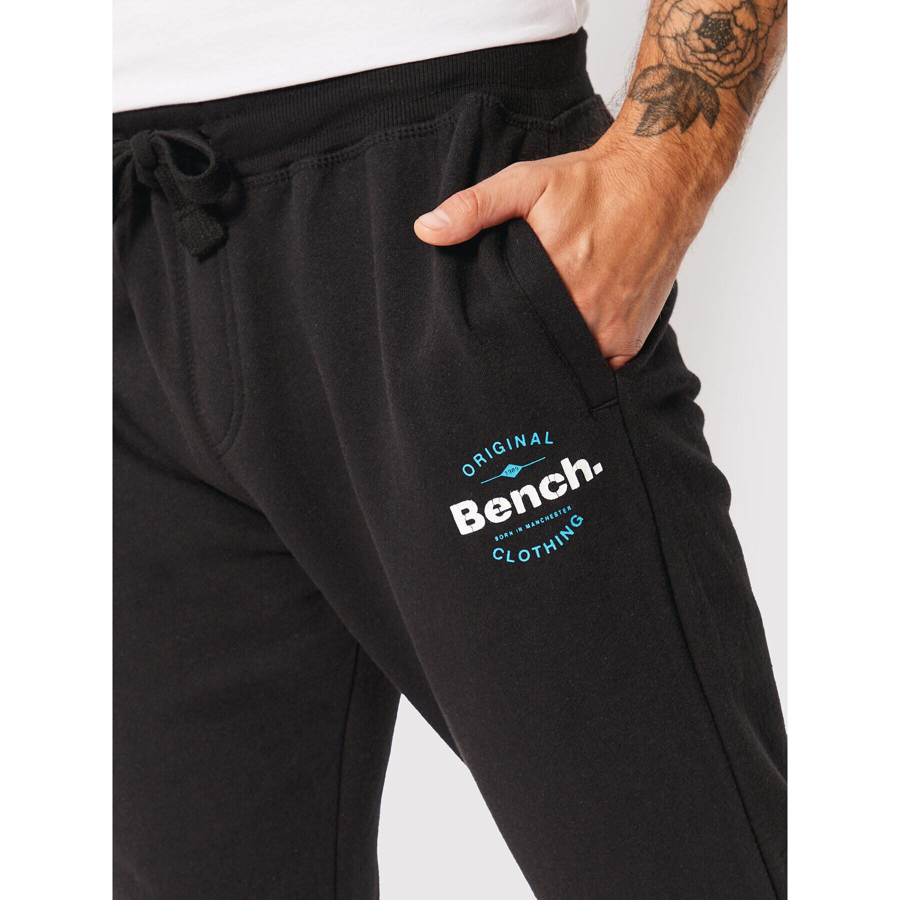 Bench Долнище анцуг Tomwar 120752 Черен Regular Fit - Pepit.bg