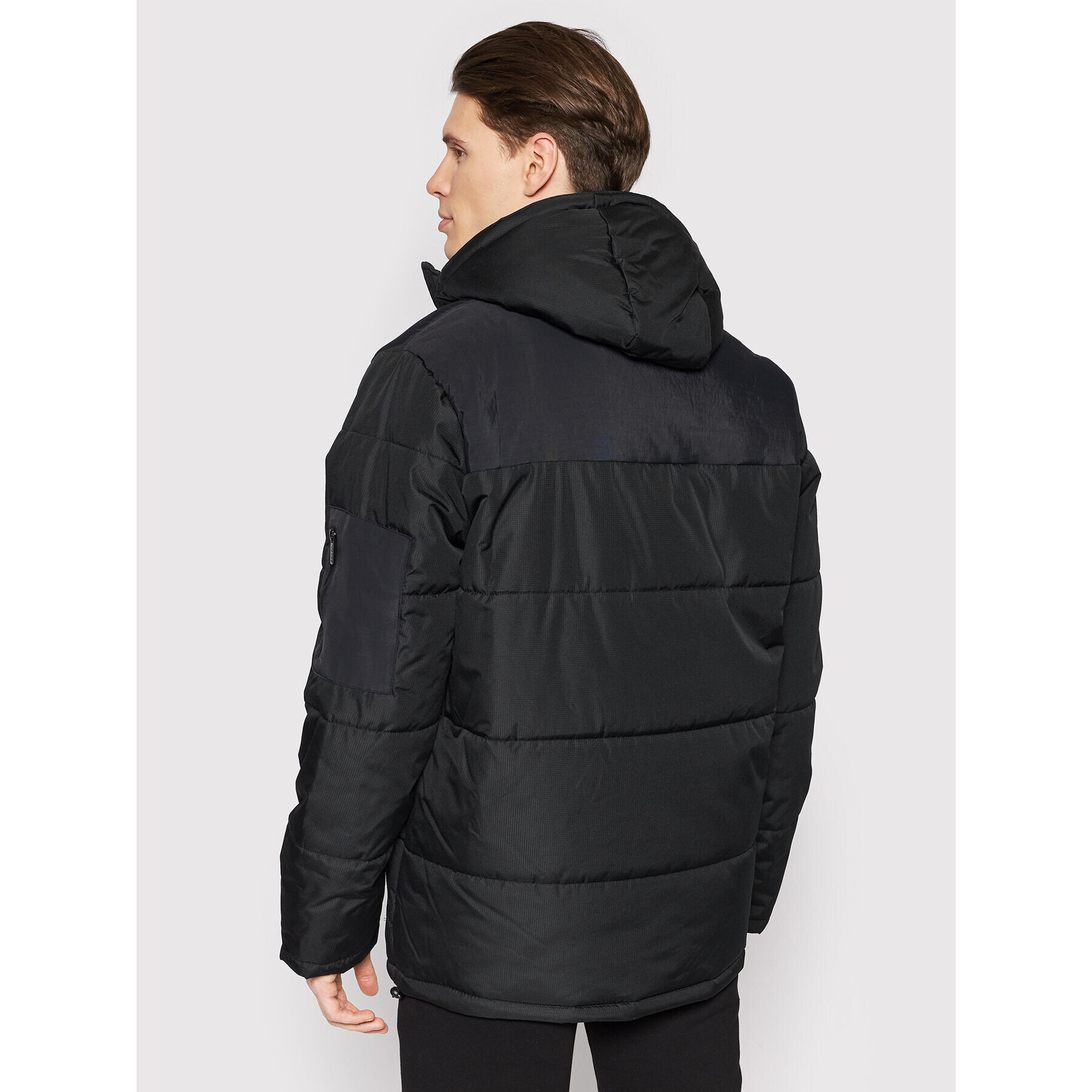 Bench Пухено яке Tillor 118884 Черен Regular Fit - Pepit.bg