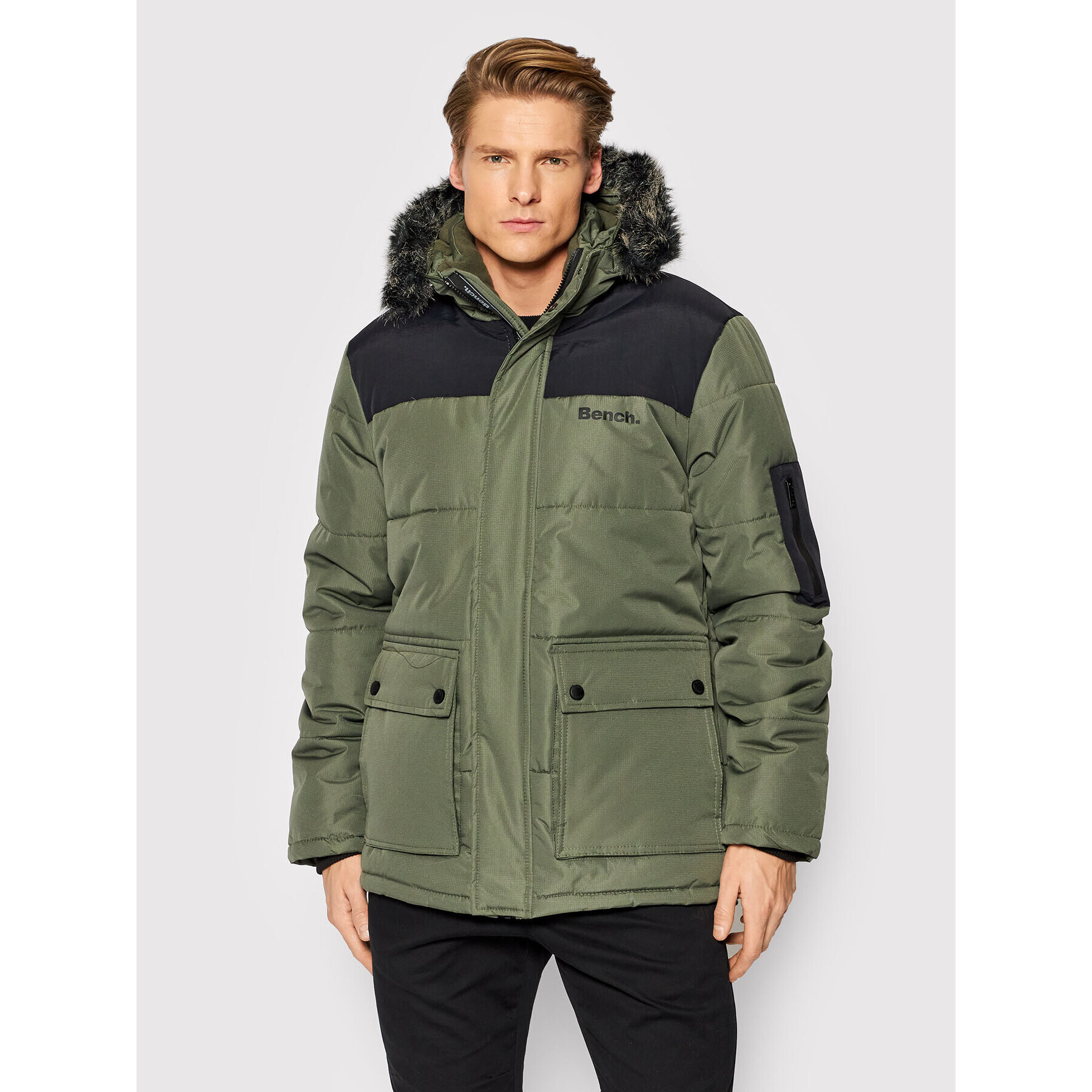 Bench Пухено яке Tillor 118884 Зелен Regular Fit - Pepit.bg