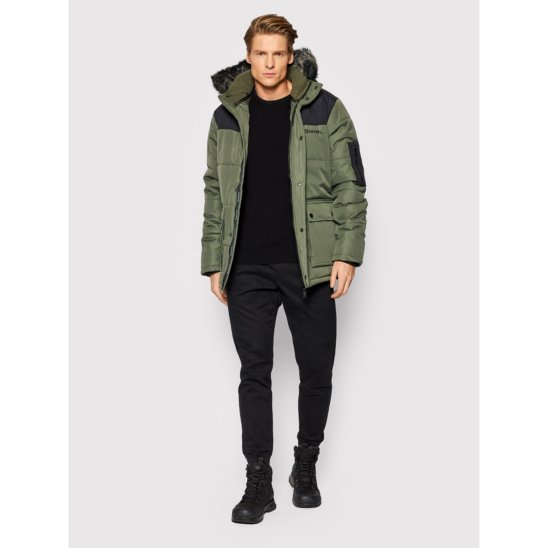 Bench Пухено яке Tillor 118884 Зелен Regular Fit - Pepit.bg