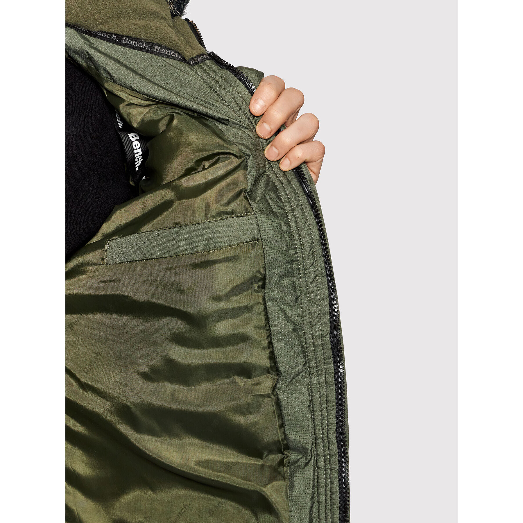 Bench Пухено яке Tillor 118884 Зелен Regular Fit - Pepit.bg