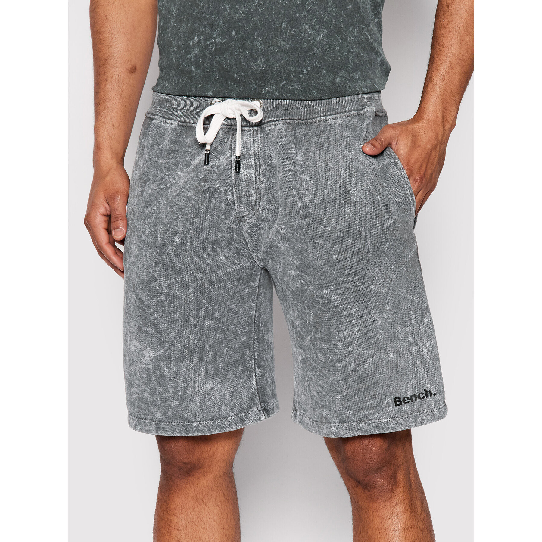 Bench Спортни шорти Happy 120722 Сив Regular Fit - Pepit.bg