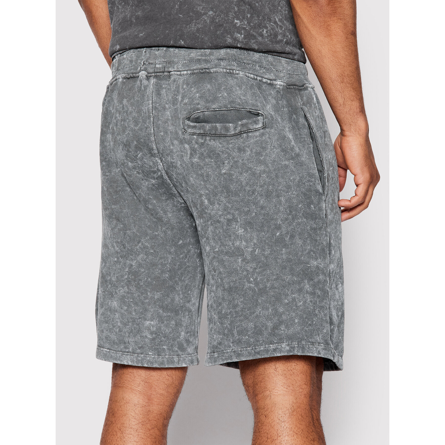 Bench Спортни шорти Happy 120722 Сив Regular Fit - Pepit.bg