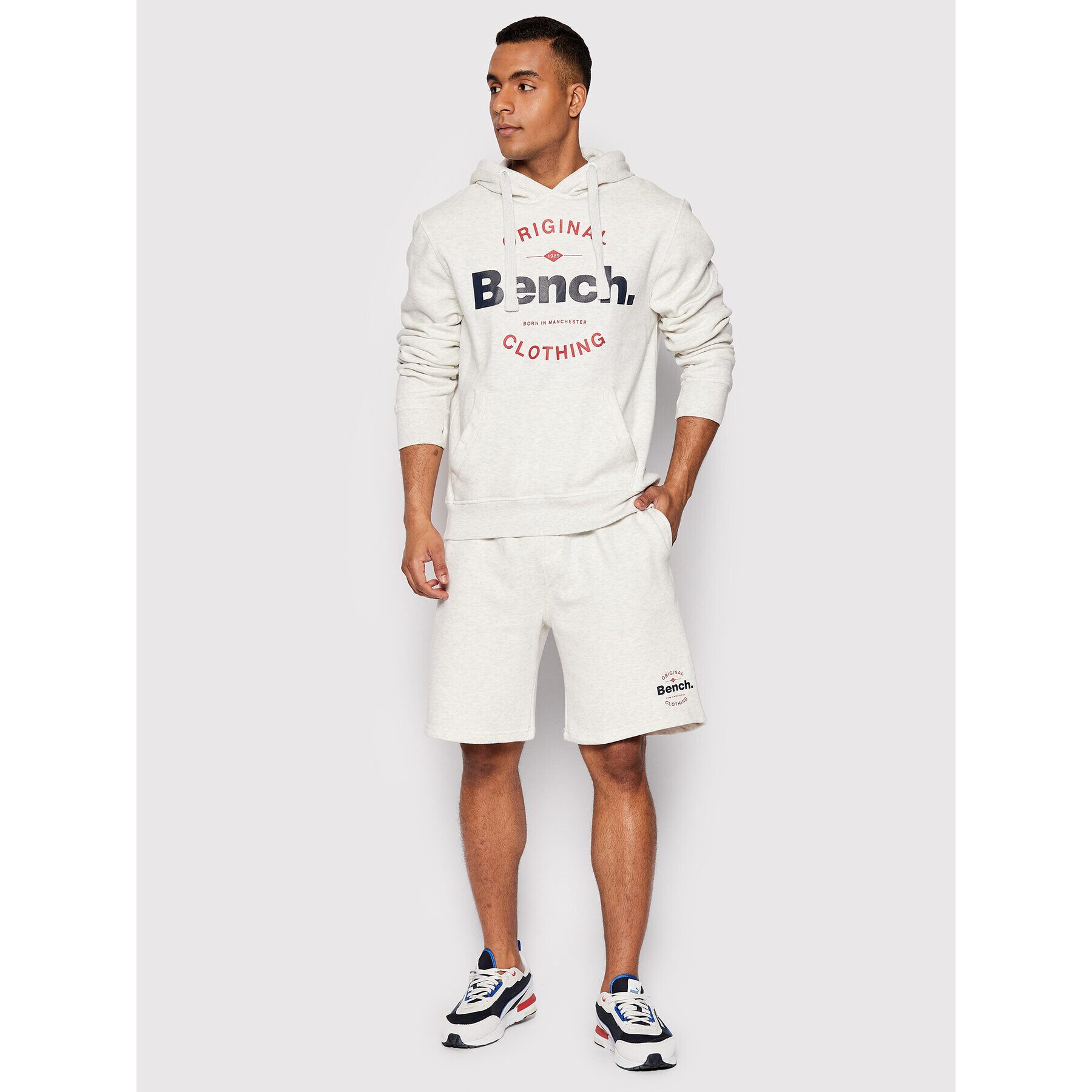 Bench Спортни шорти Lockter 120753 Бежов Regular Fit - Pepit.bg