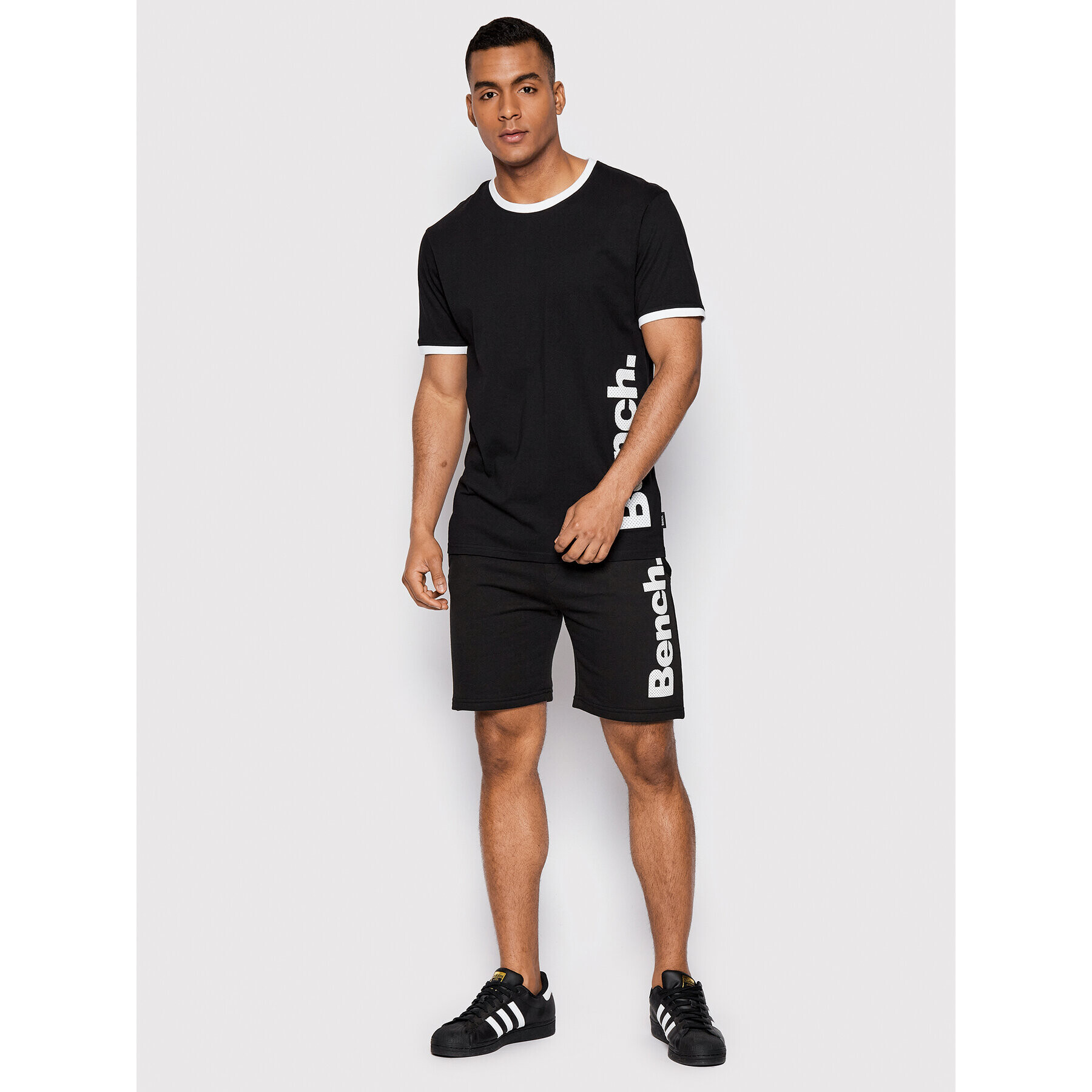 Bench Спортни шорти Rollo 117207 Черен Regular Fit - Pepit.bg