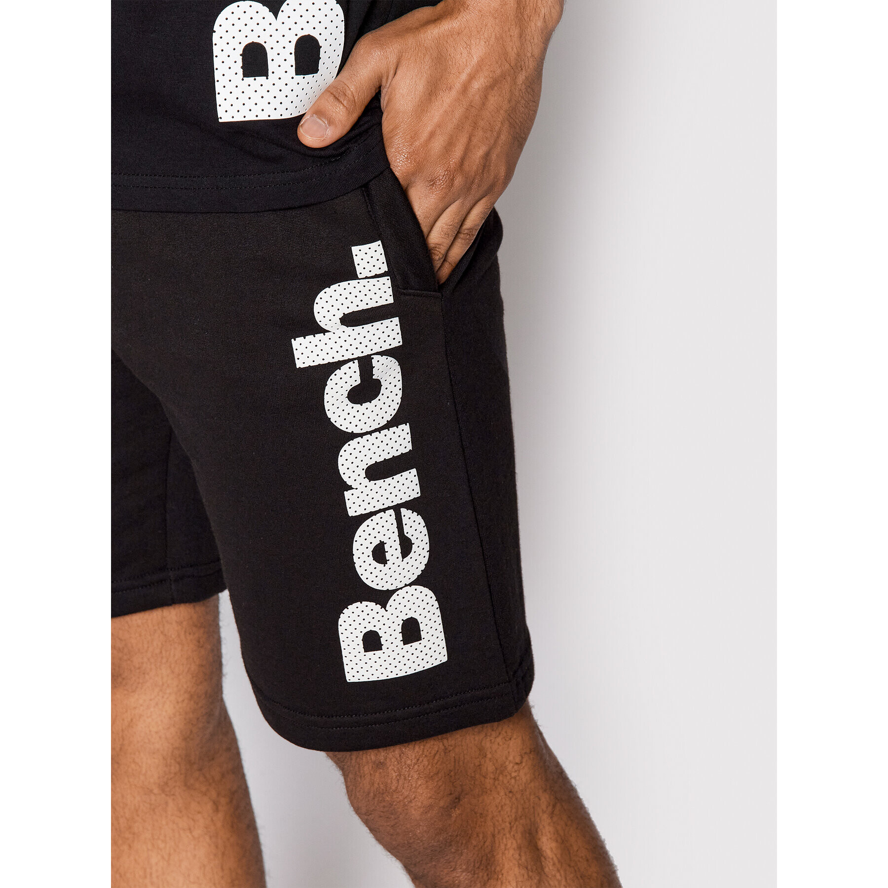 Bench Спортни шорти Rollo 117207 Черен Regular Fit - Pepit.bg