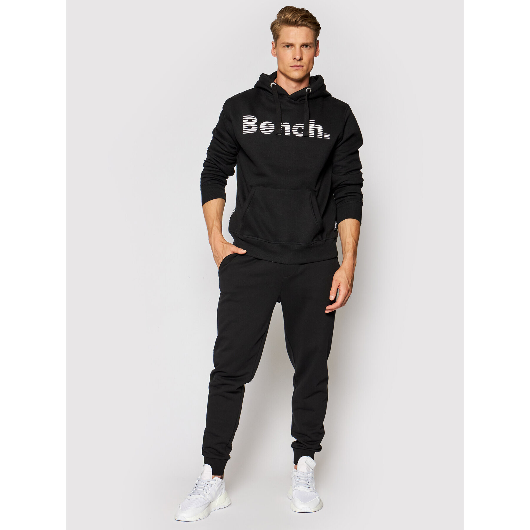 Bench Суитшърт Skinner 117204 Черен Regular Fit - Pepit.bg