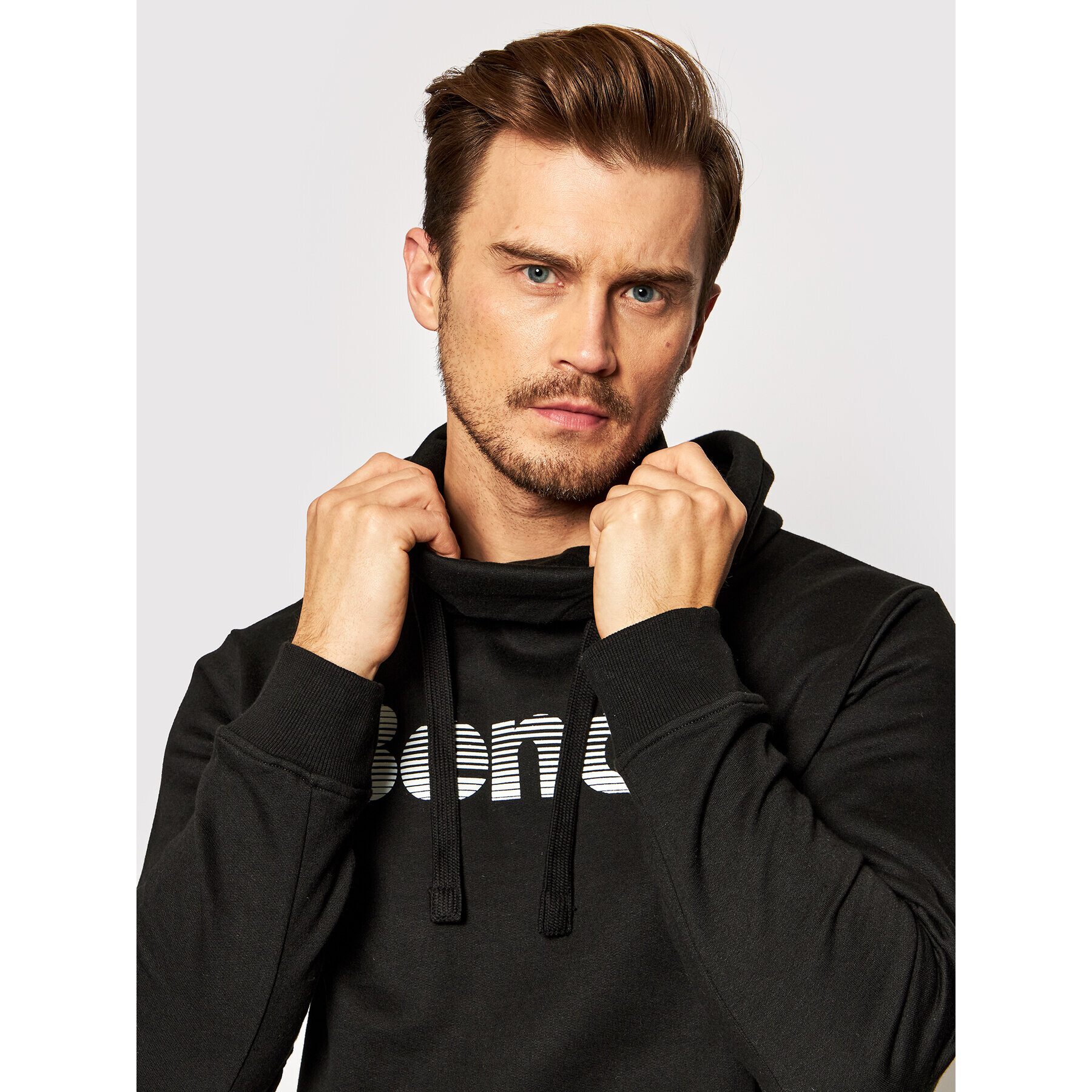 Bench Суитшърт Woosh 118619 Черен Regular Fit - Pepit.bg