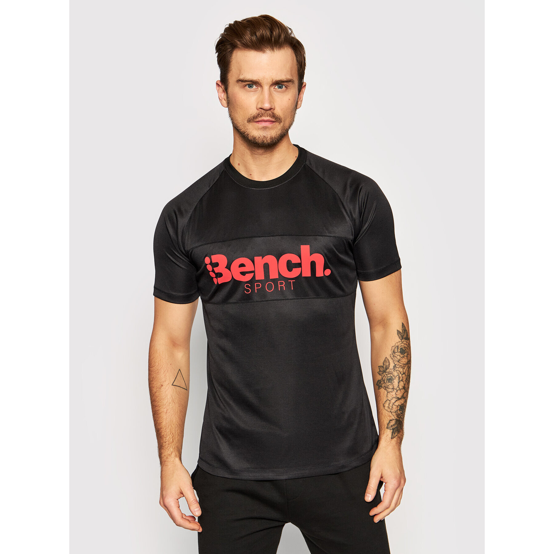 Bench Тишърт Deltoid 118635 Черен Regular Fit - Pepit.bg