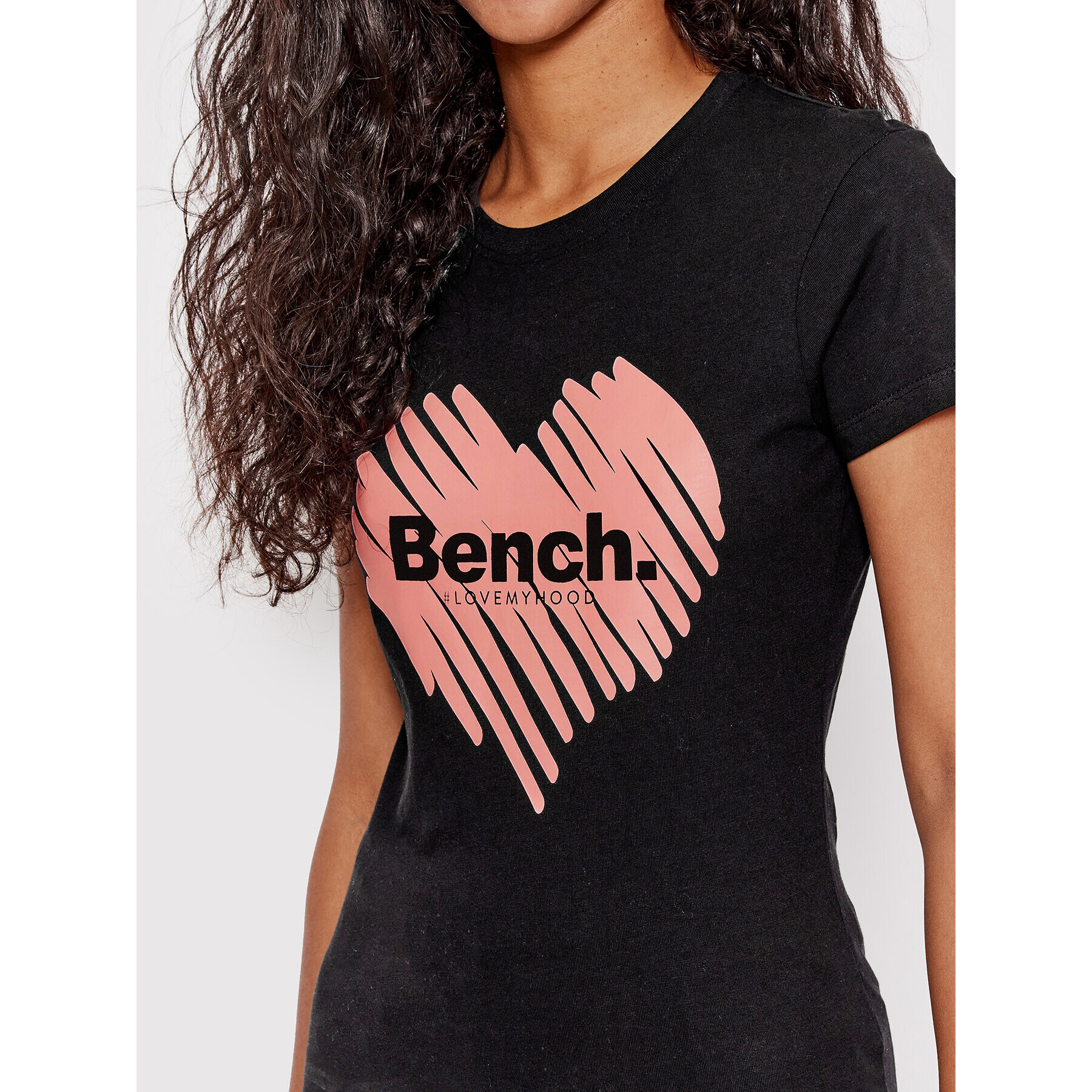 Bench Тишърт Love Heart 120730 Черен Regular Fit - Pepit.bg