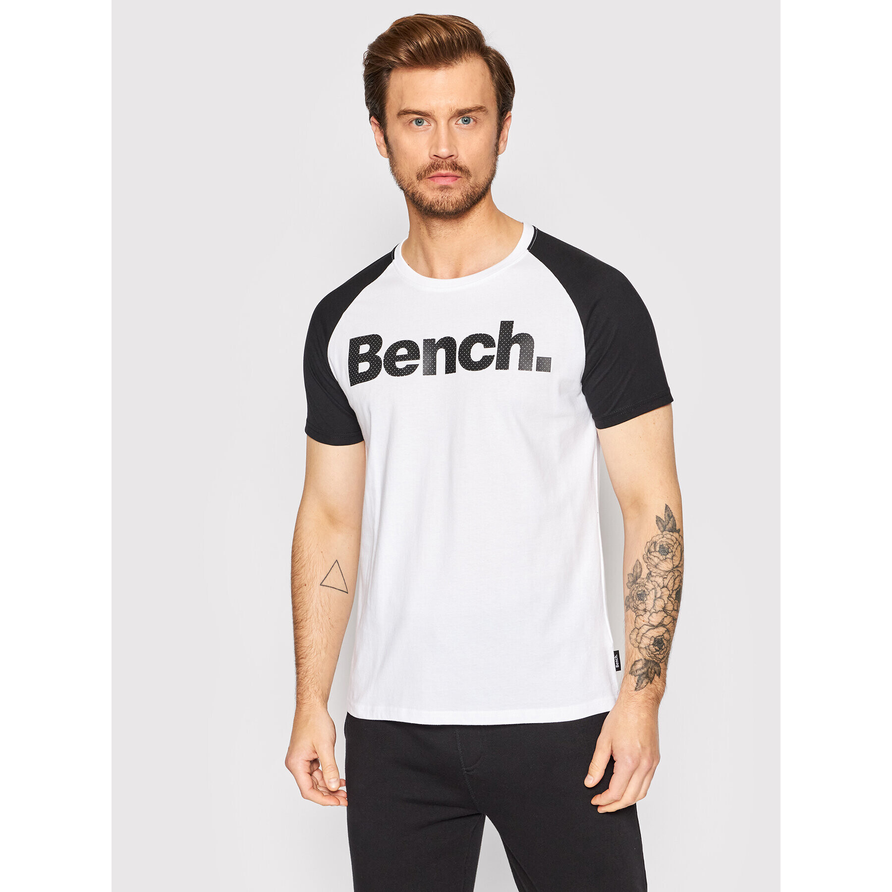 Bench Тишърт Saka 120715 Бял Regular Fit - Pepit.bg