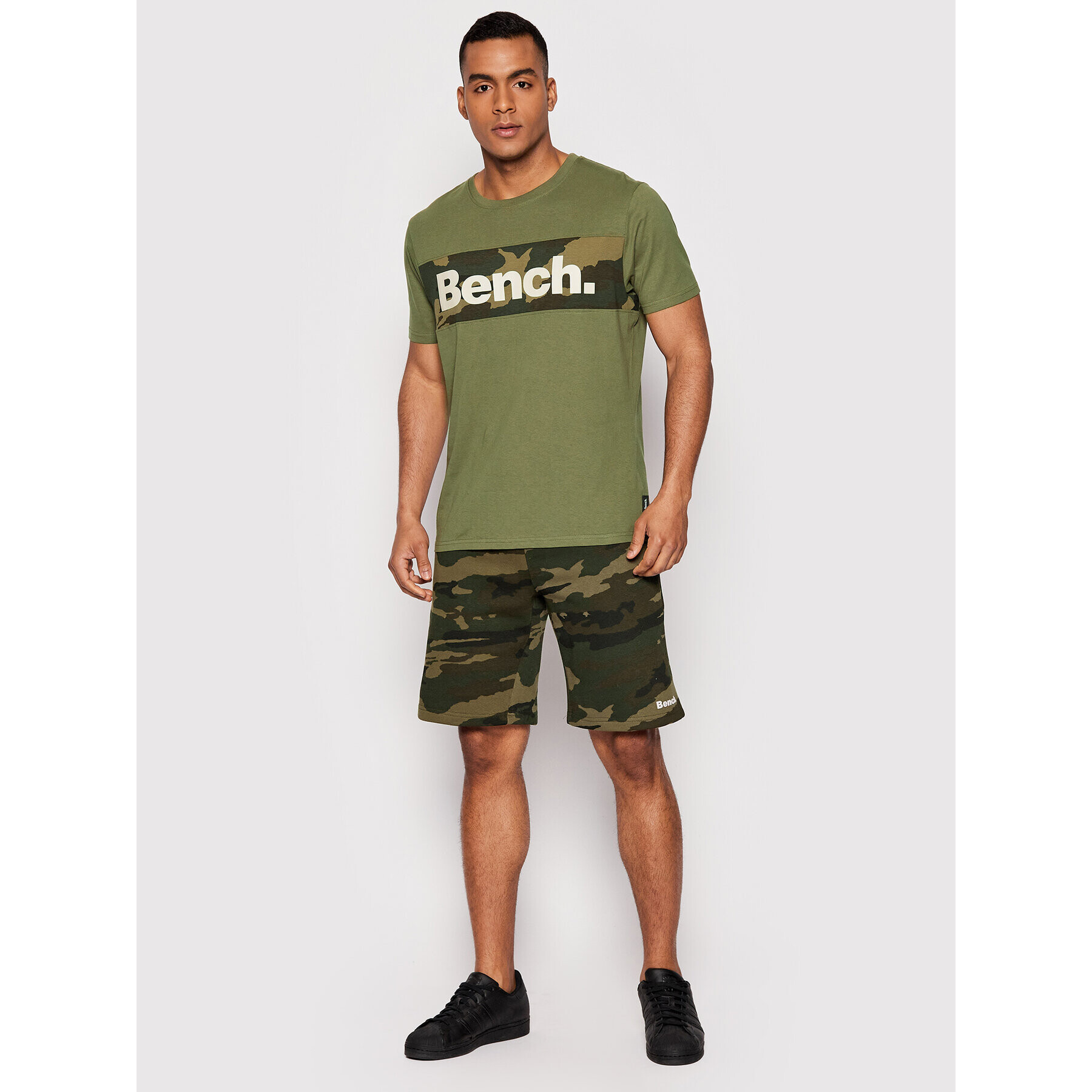 Bench Тишърт Sendak 120763 Зелен Regular Fit - Pepit.bg