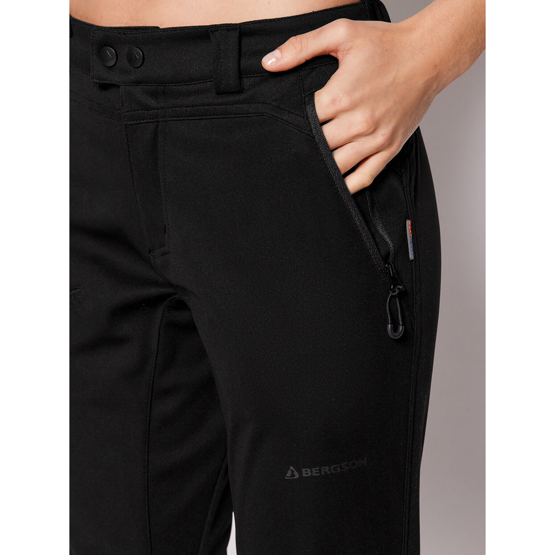 Bergson Outdoor панталони Fettle Черен Regular Fit - Pepit.bg