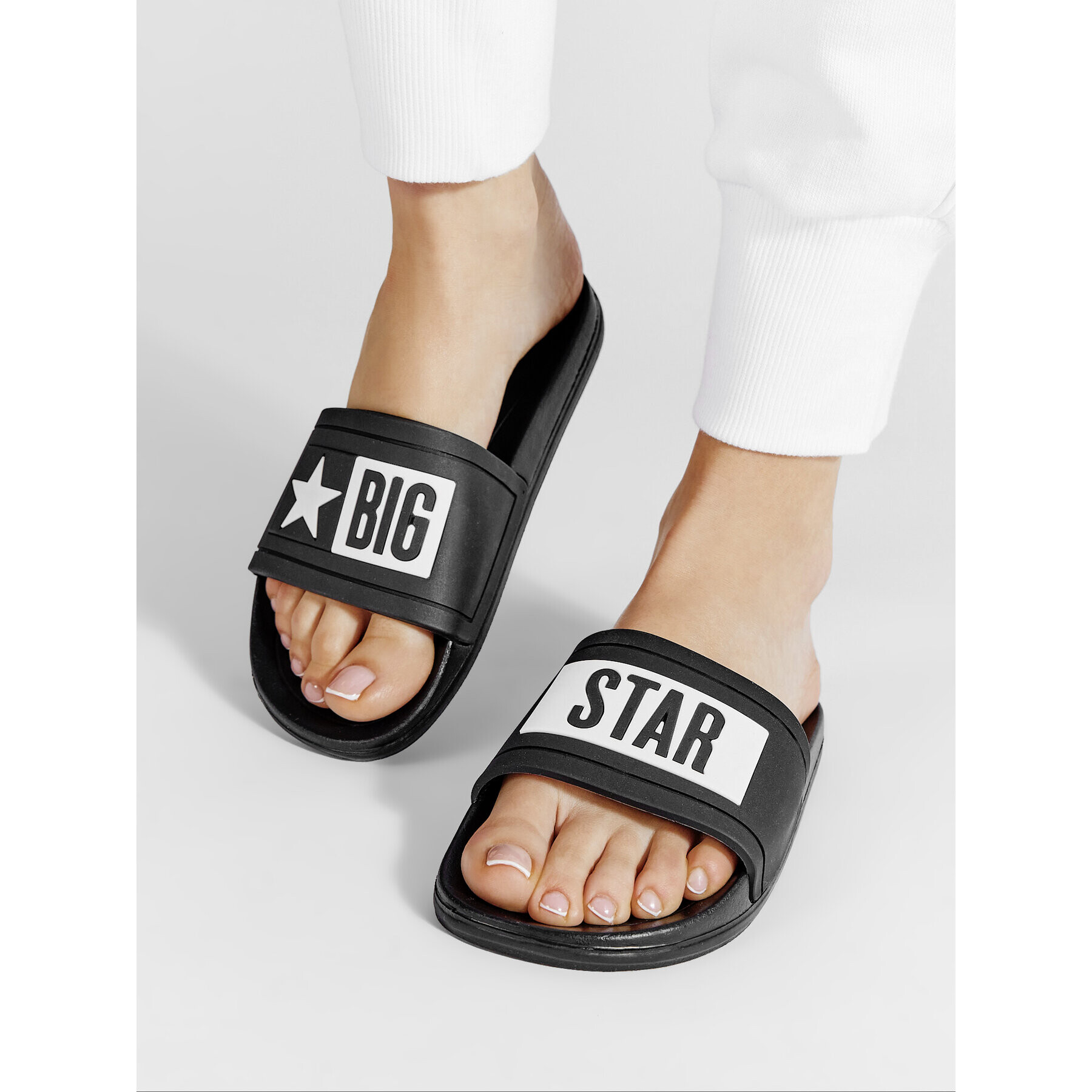 Big Star Shoes Чехли DD274A266 Черен - Pepit.bg