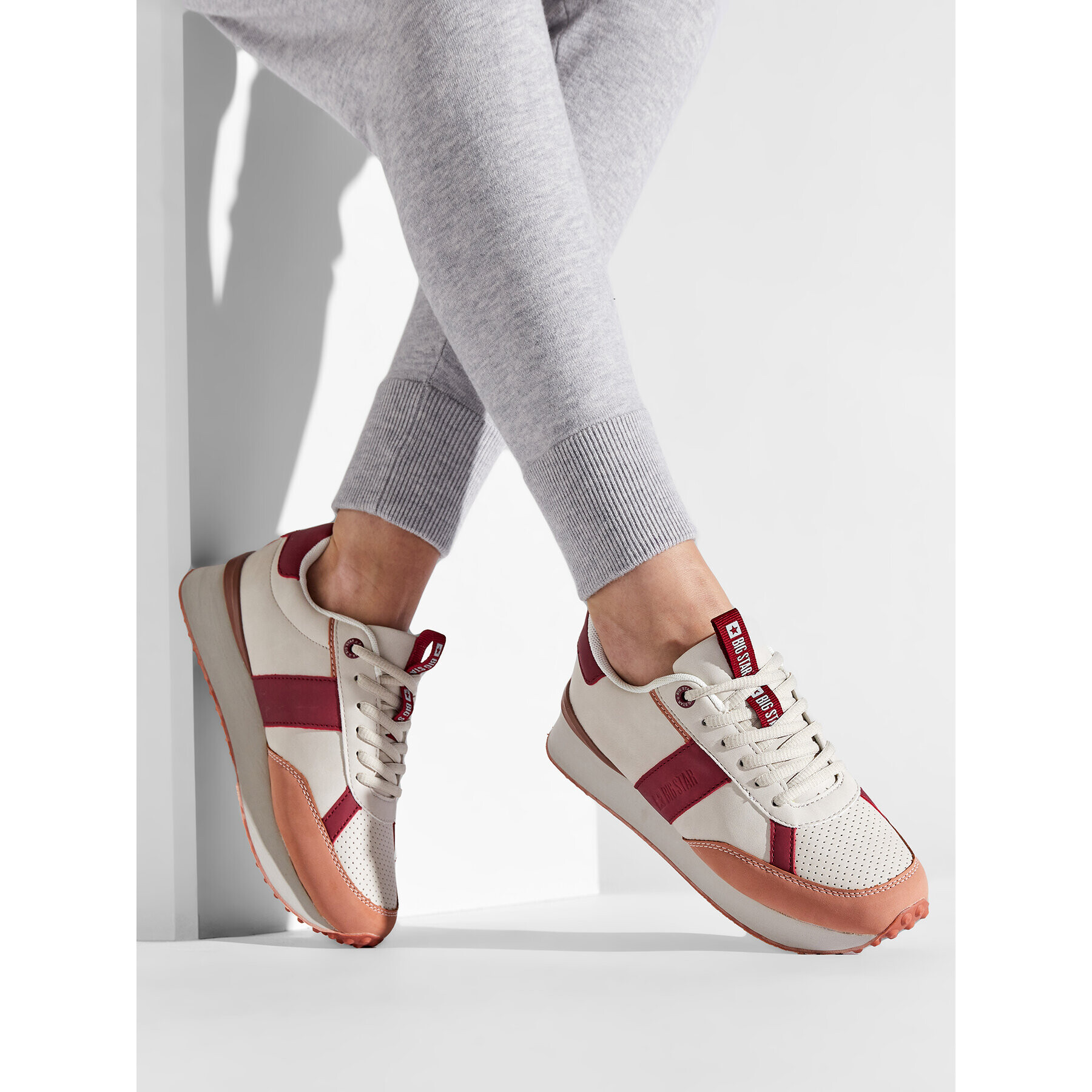 Big Star Shoes Сникърси II274399 Бежов - Pepit.bg