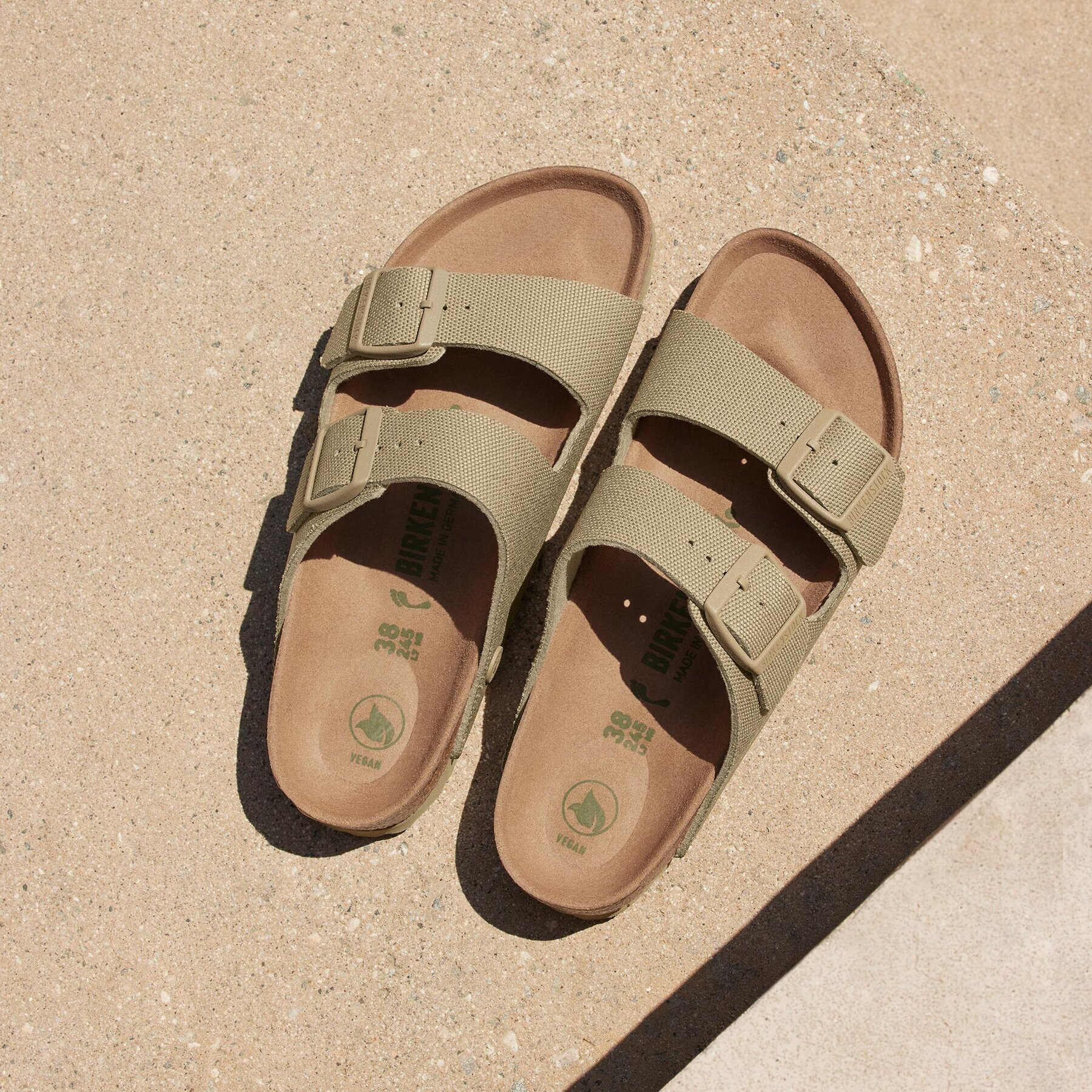 Birkenstock Чехли Arizona 1024065 Каки - Pepit.bg