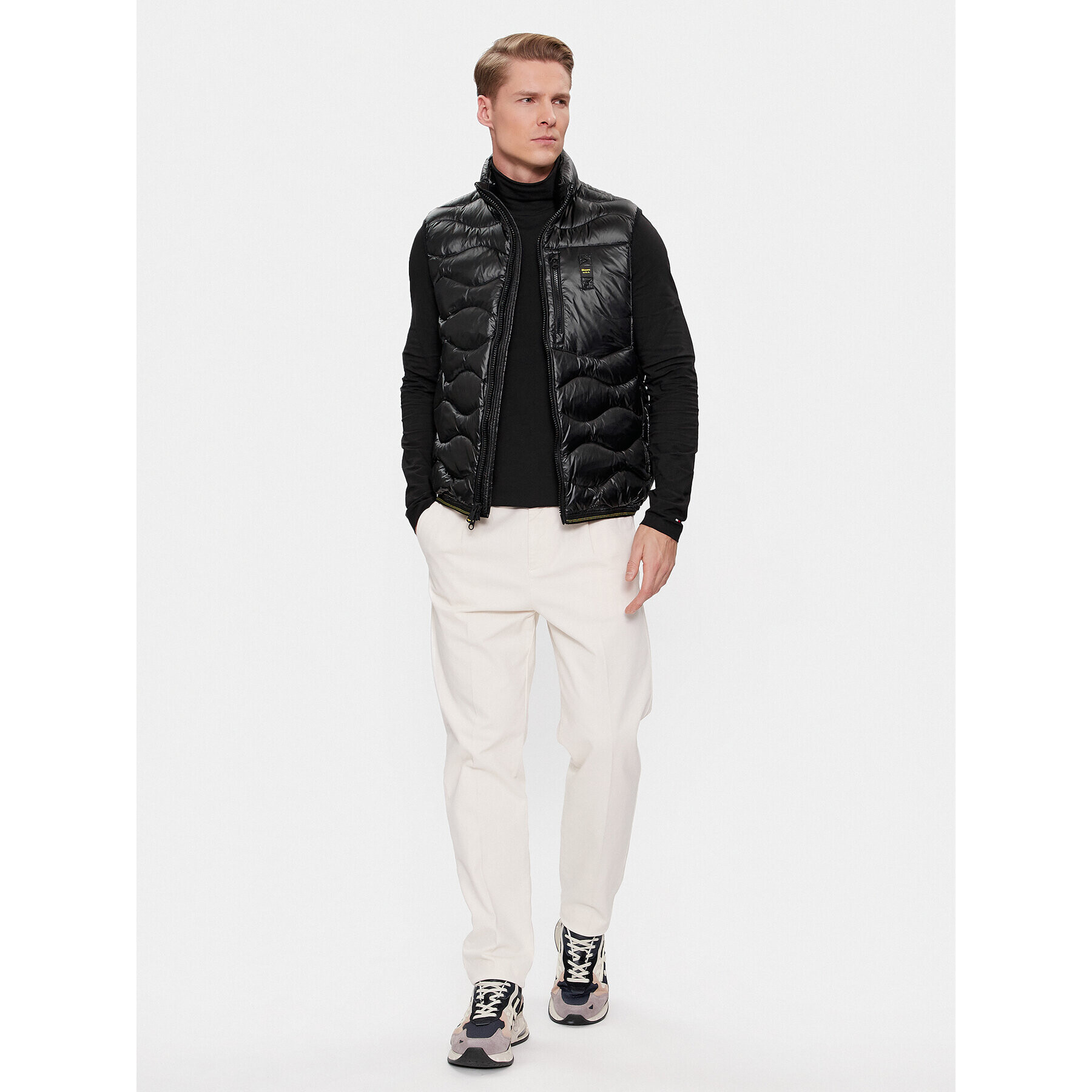 Blauer Елек 23WBLUX03006 Черен Regular Fit - Pepit.bg