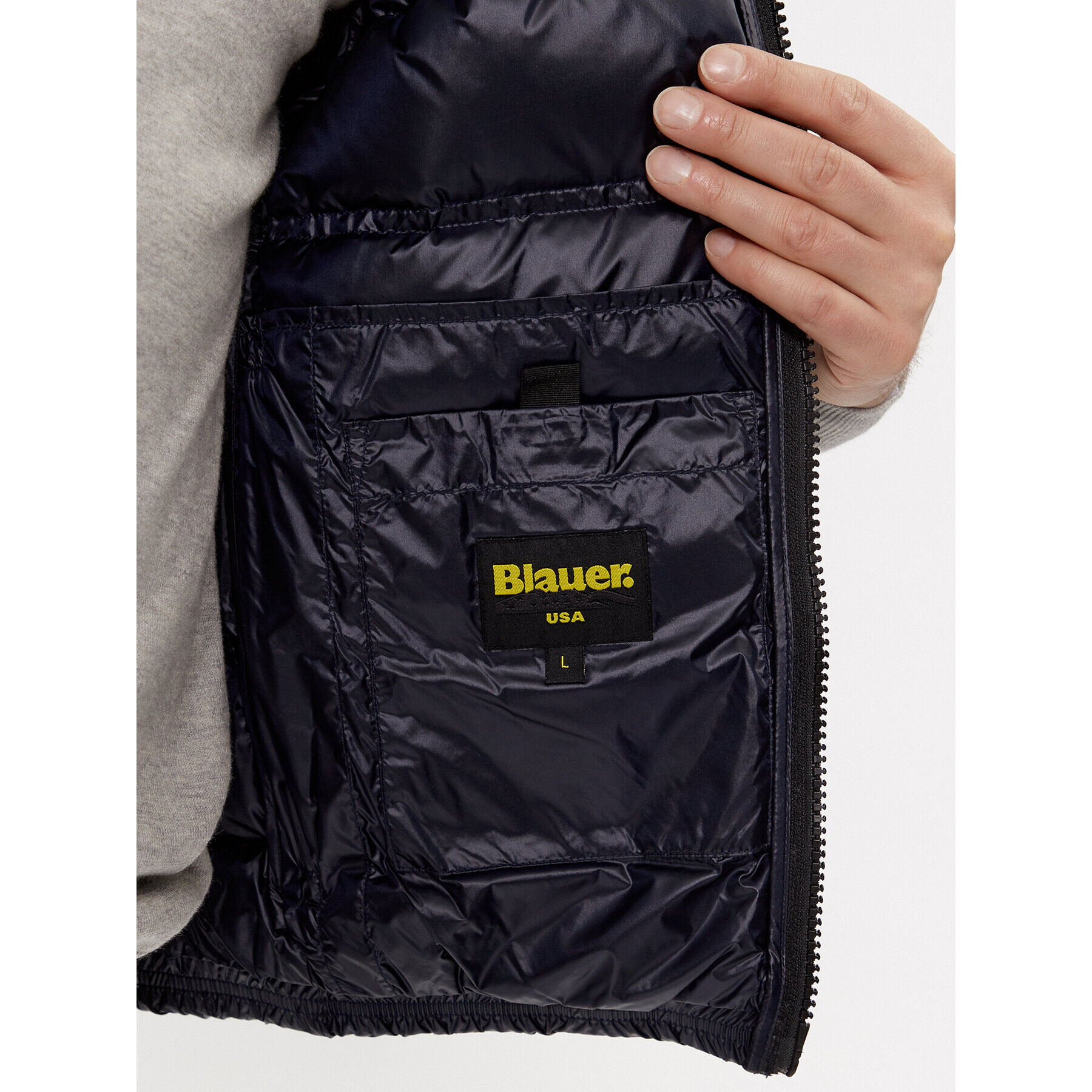 Blauer Елек 23WBLUX03100 Син Regular Fit - Pepit.bg