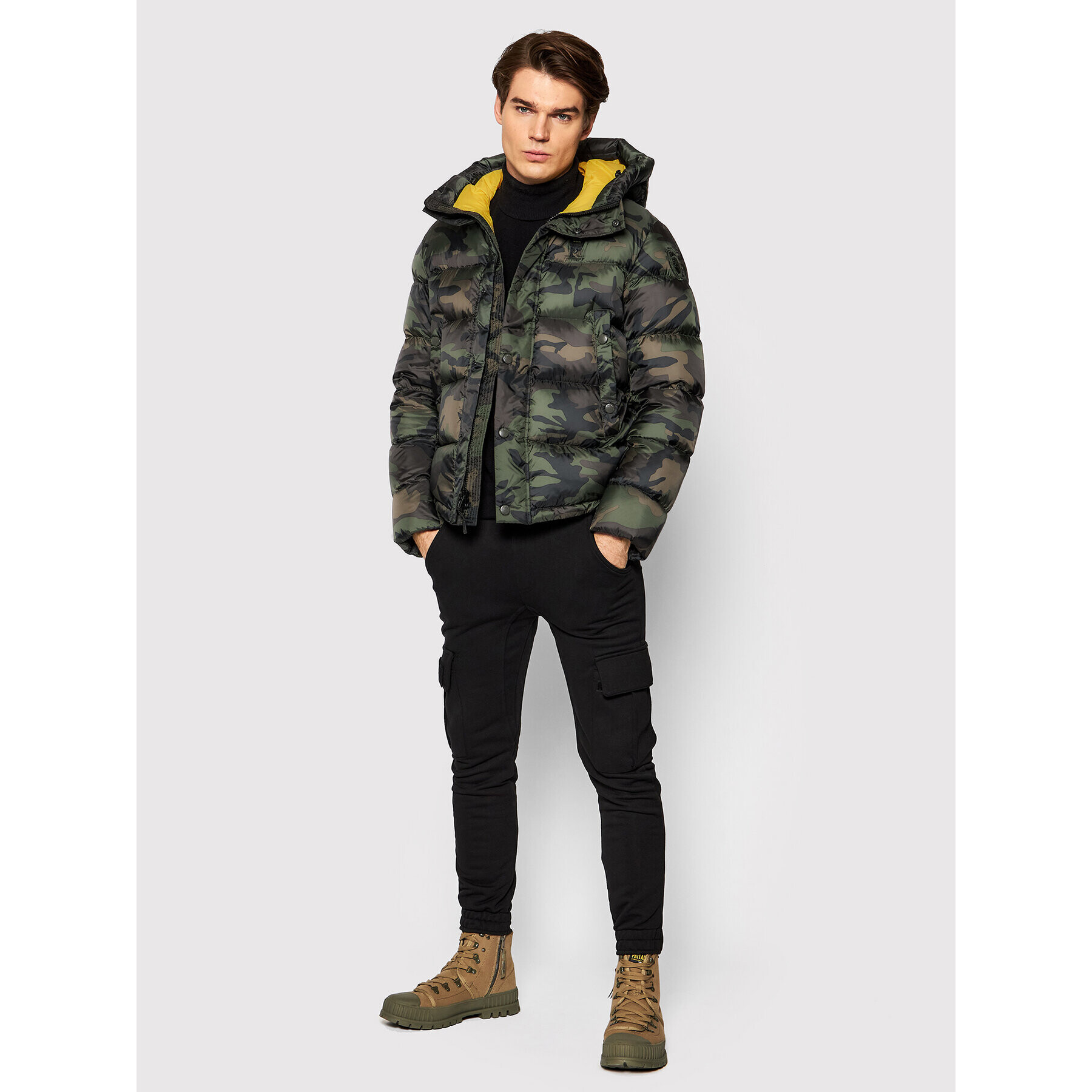 Blauer Пухено яке Hector 21WBLUC03082 005776 Зелен Regular Fit - Pepit.bg