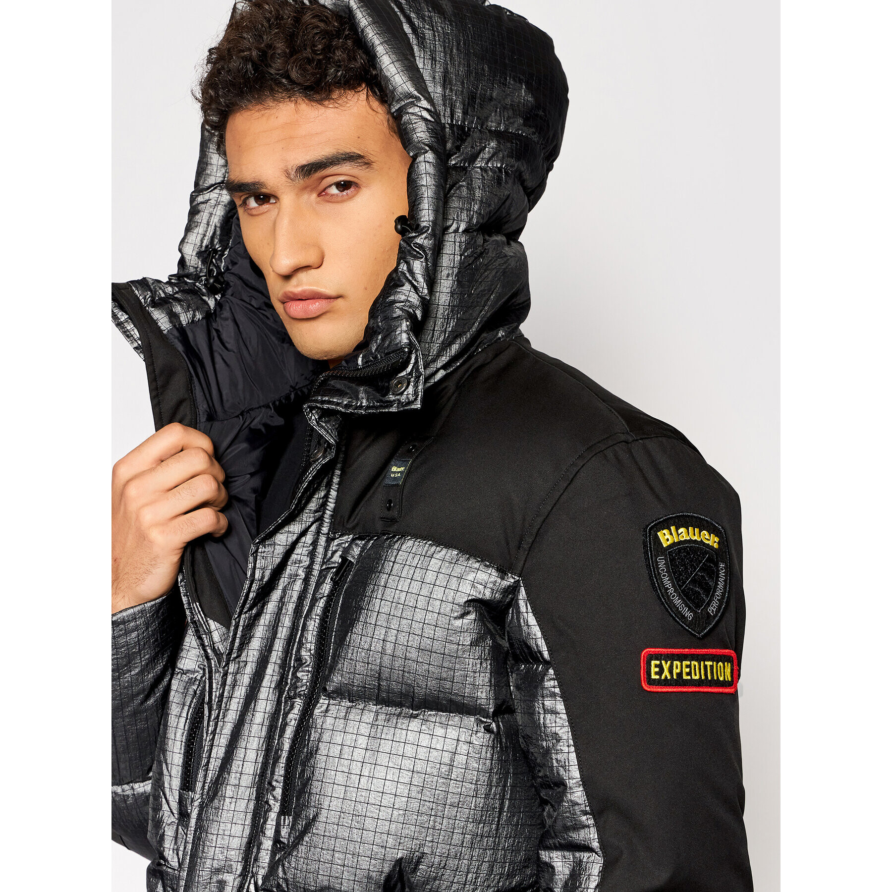 Blauer Пухено яке Ruben Expedition 21WBLUC03100 006059 Черен Regular Fit - Pepit.bg