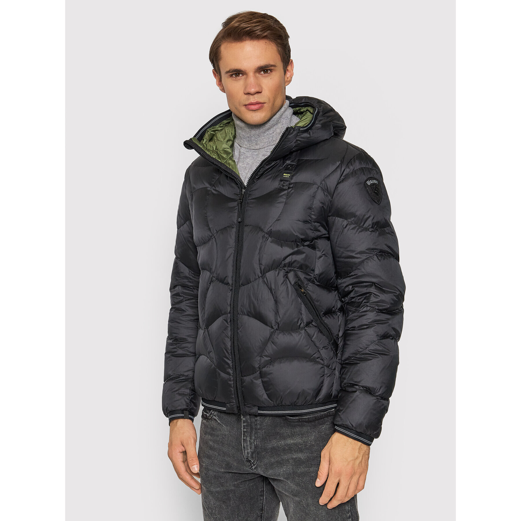 Blauer Пухено яке Tyler 21WBLUC03070 006047 Черен Regular Fit - Pepit.bg