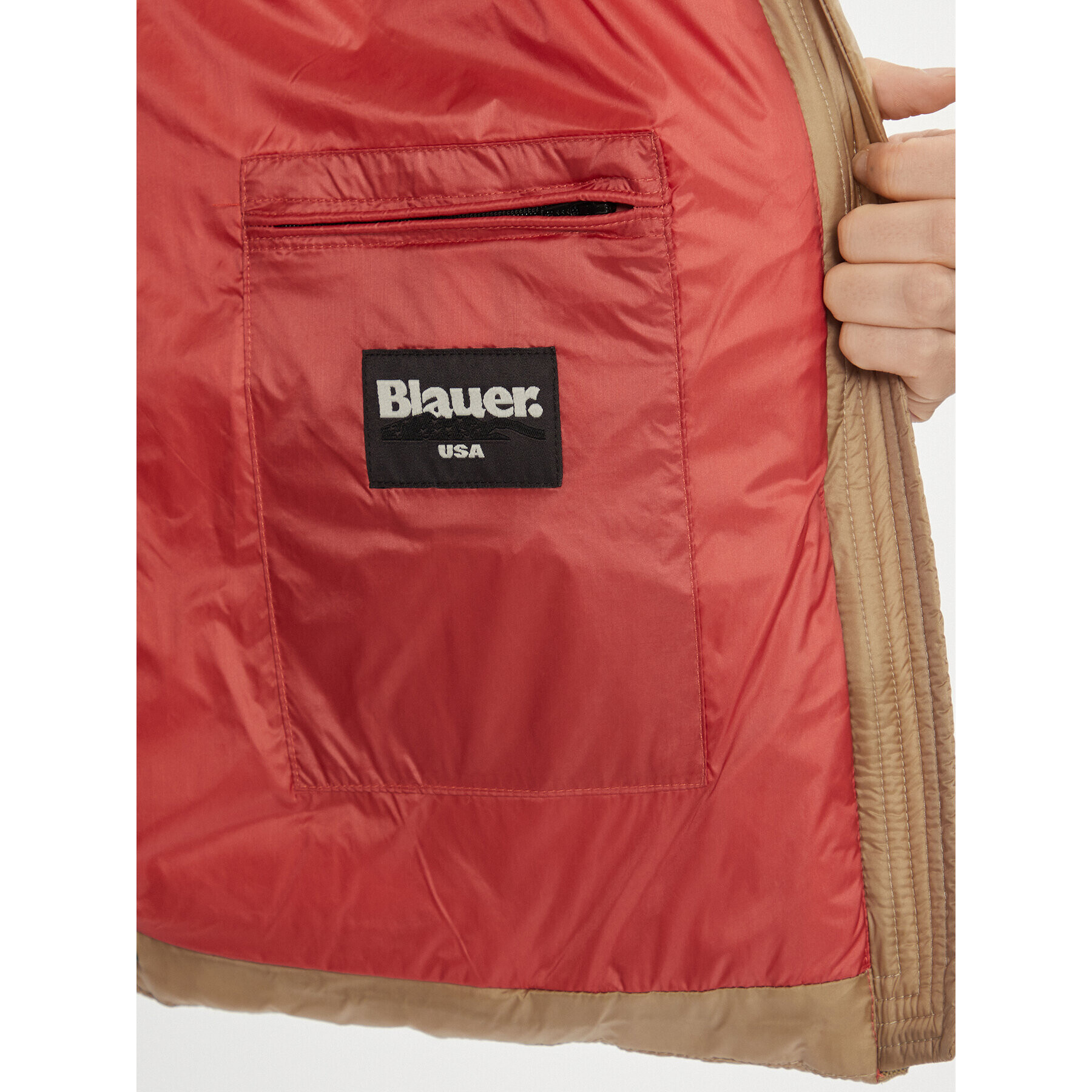 Blauer Пухено яке 23WBLDC03141 Кафяв Regular Fit - Pepit.bg