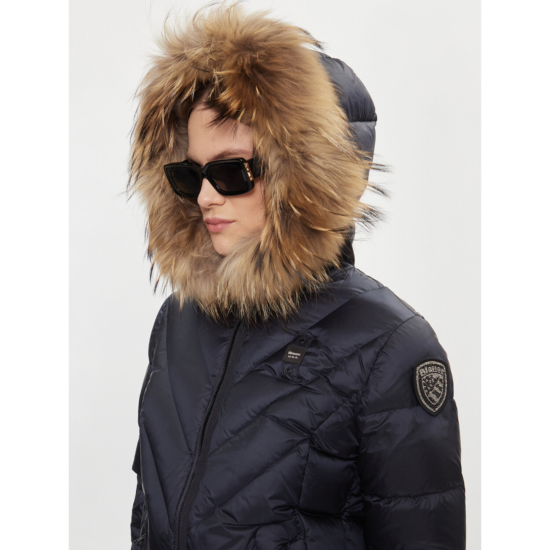 Blauer Пухено яке 23WBLDC03141 Тъмносин Regular Fit - Pepit.bg