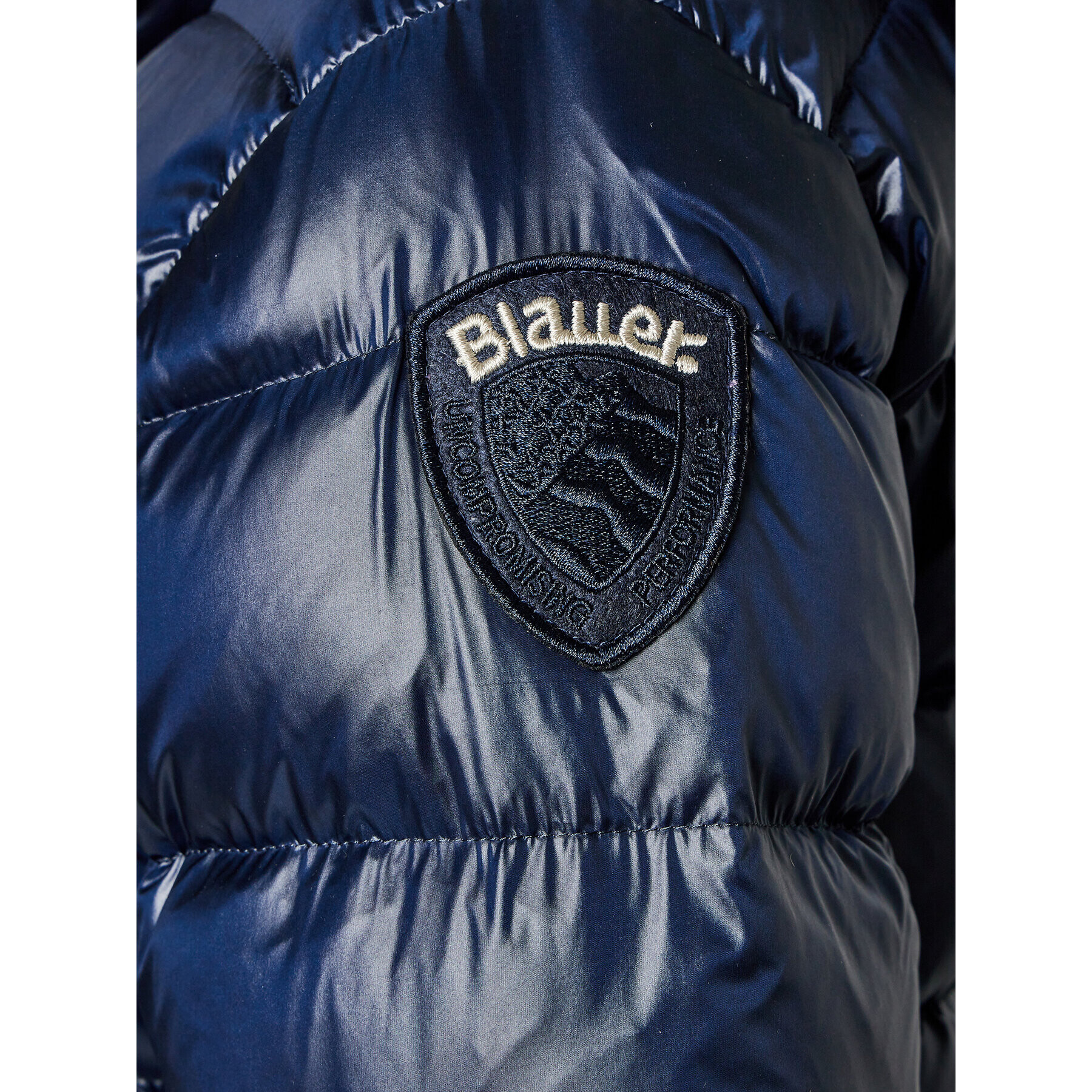 Blauer Пухено яке 23WBLDK03090 Син Regular Fit - Pepit.bg