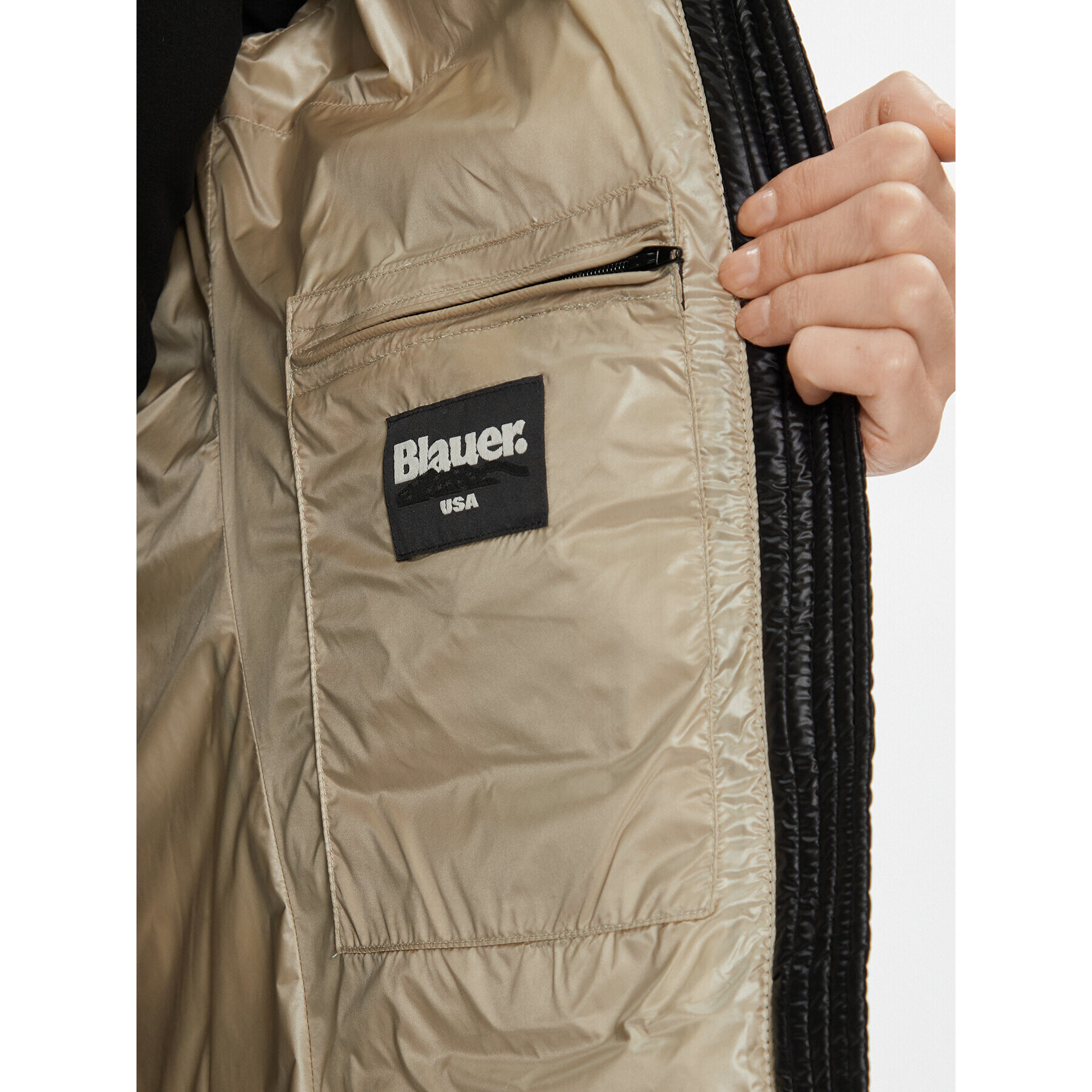 Blauer Пухено яке 23WBLDK03091 Черен Regular Fit - Pepit.bg