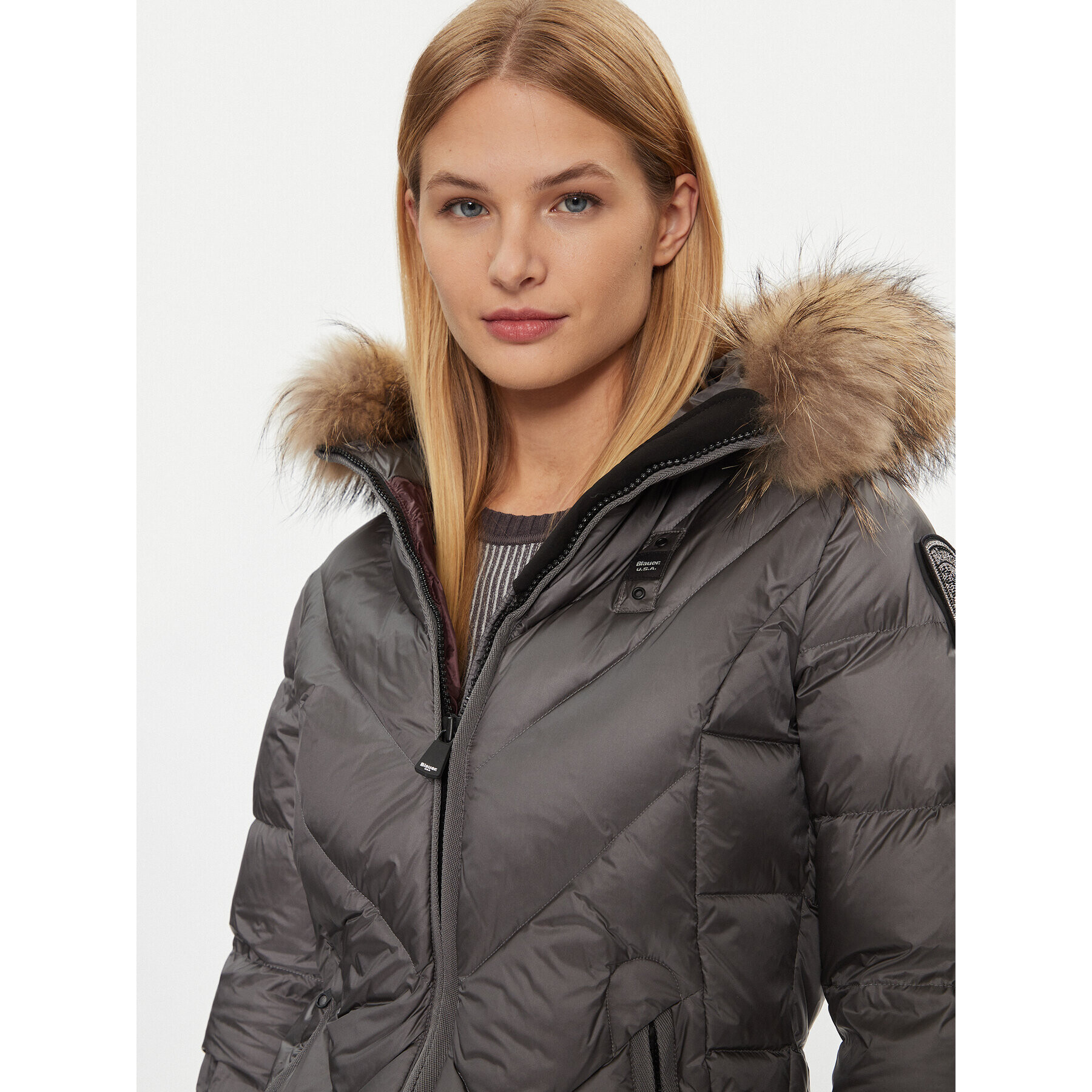 Blauer Пухено яке 23WBLDK03140 Сив Regular Fit - Pepit.bg