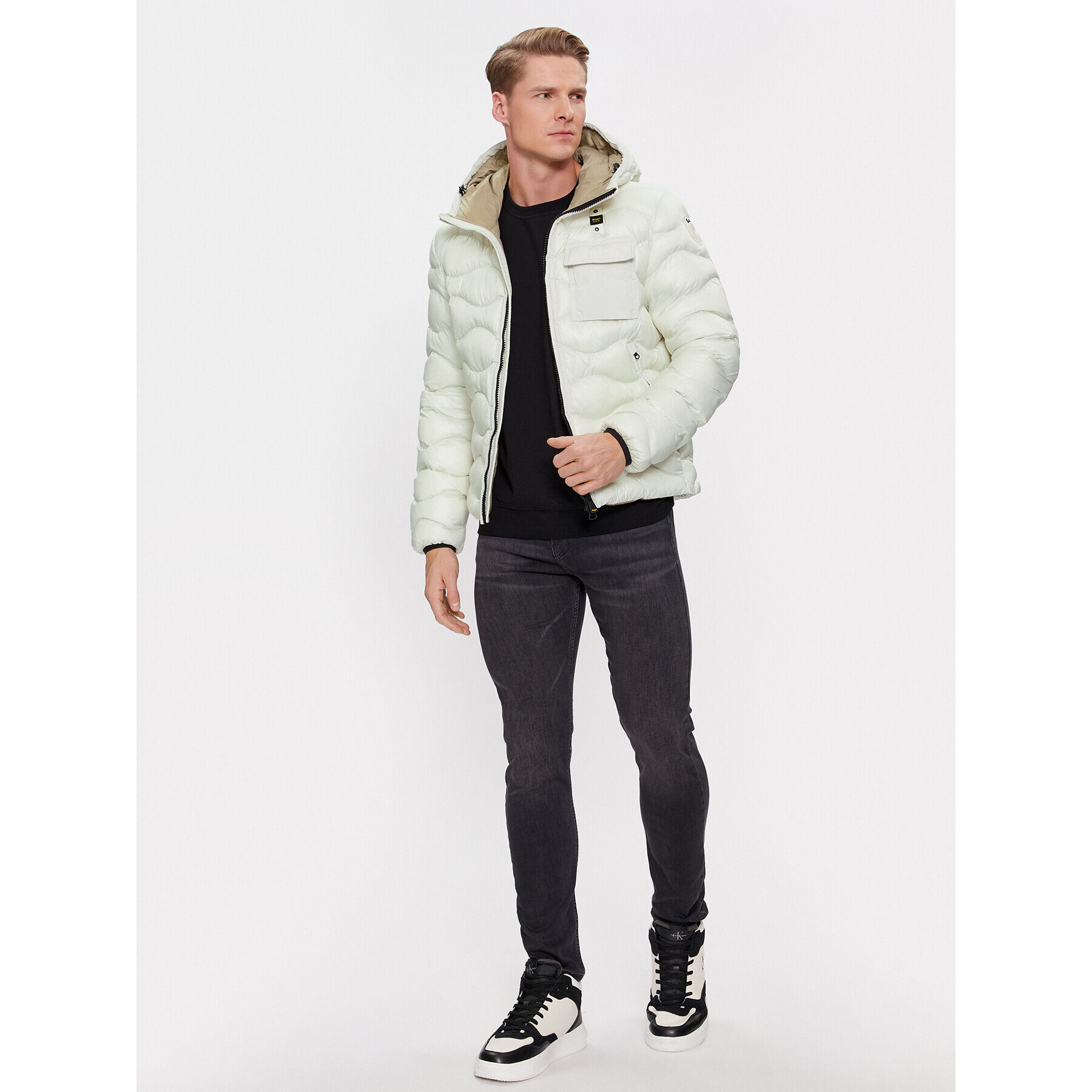 Blauer Пухено яке 23WBLUC02084 Бял Regular Fit - Pepit.bg