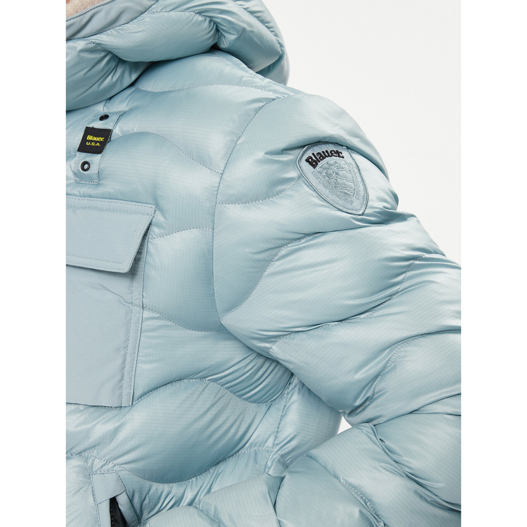 Blauer Пухено яке 23WBLUC02084 Син Regular Fit - Pepit.bg