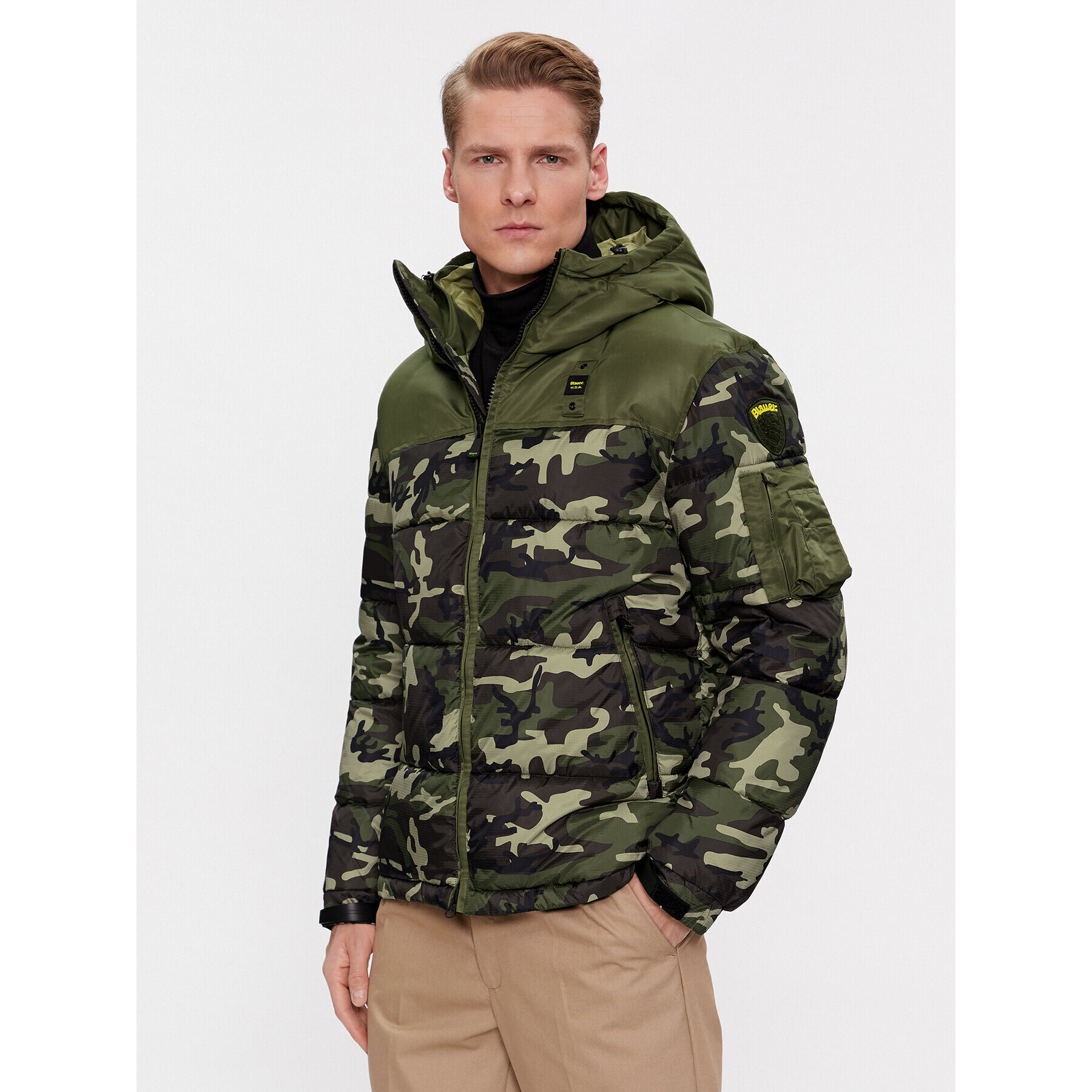 Blauer Пухено яке 23WBLUC02322 Зелен Regular Fit - Pepit.bg