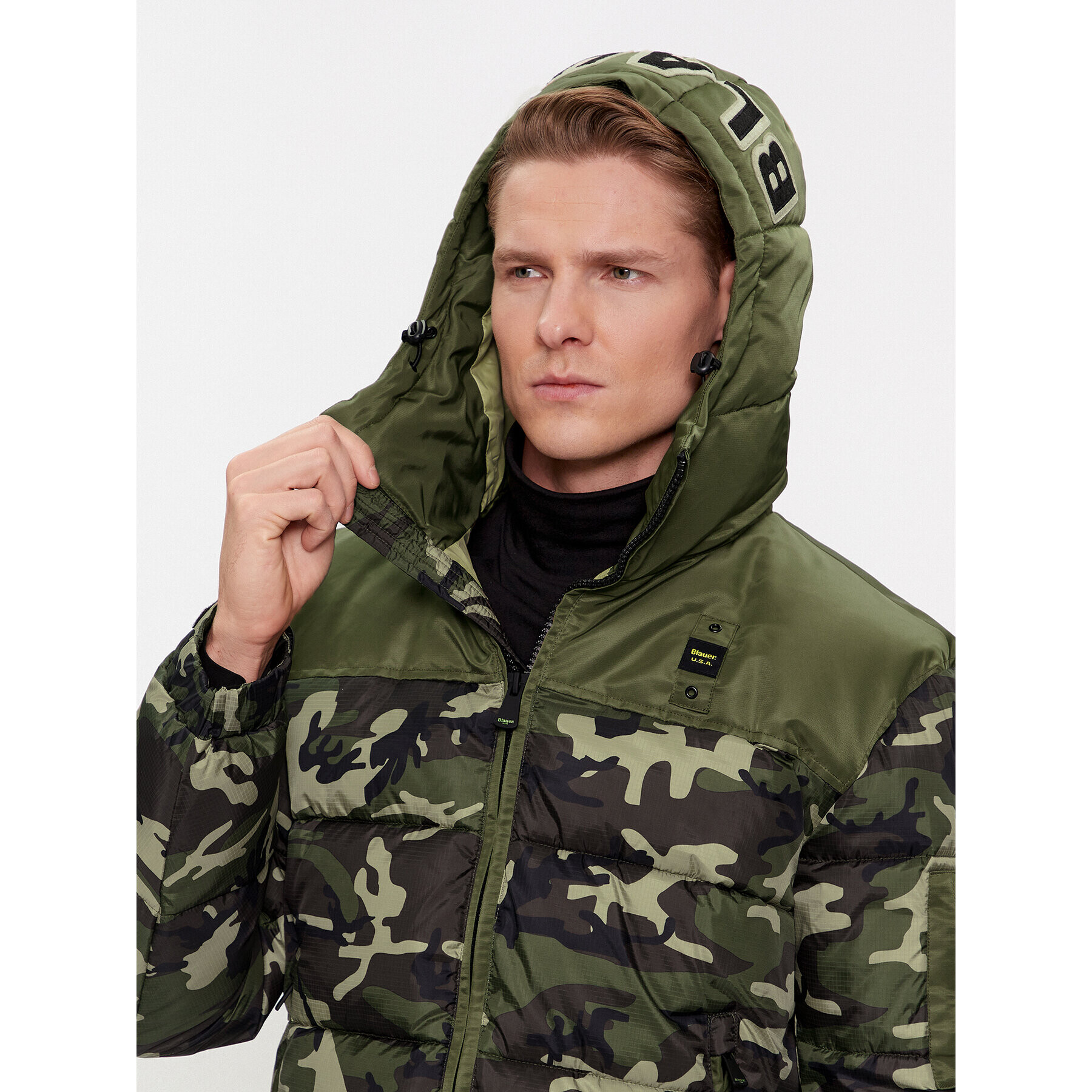 Blauer Пухено яке 23WBLUC02322 Зелен Regular Fit - Pepit.bg