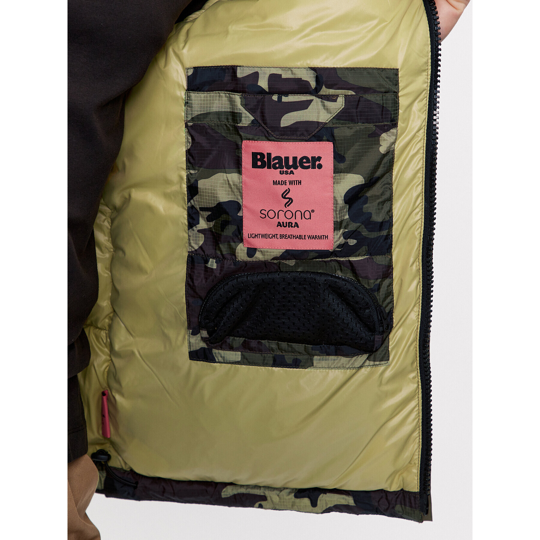 Blauer Пухено яке 23WBLUC02322 Зелен Regular Fit - Pepit.bg