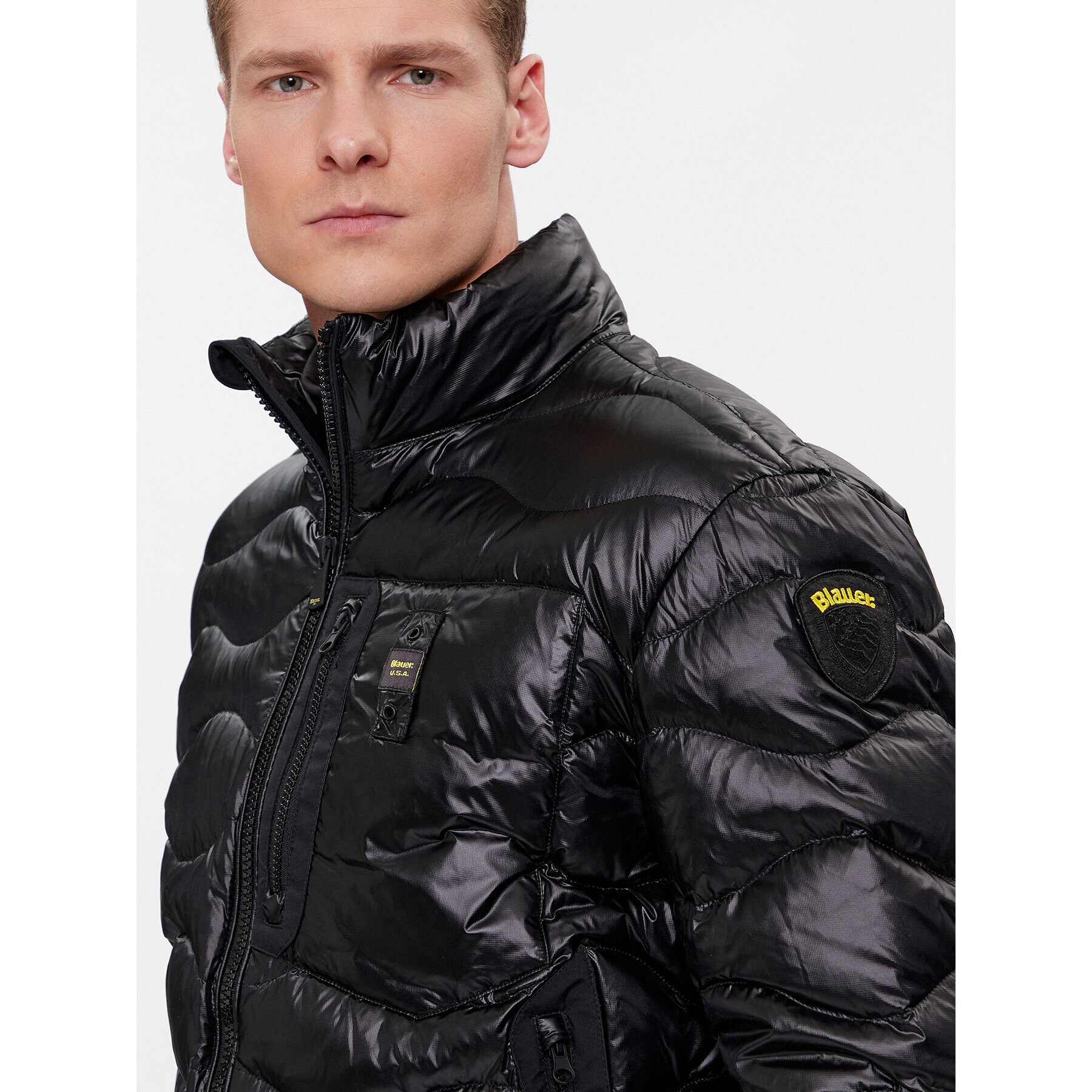 Blauer Пухено яке 23WBLUC03004 Черен Regular Fit - Pepit.bg