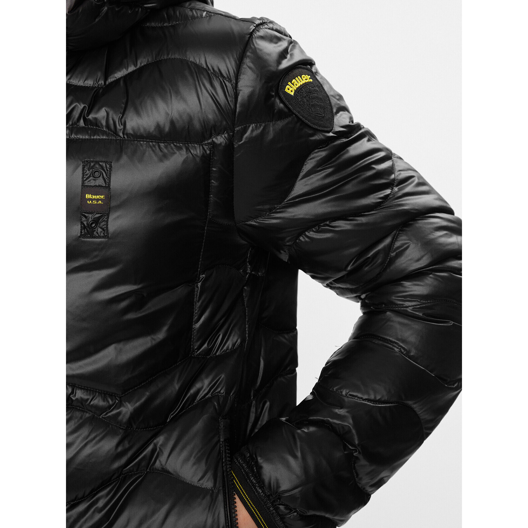Blauer Пухено яке 23WBLUC03005 Черен Regular Fit - Pepit.bg