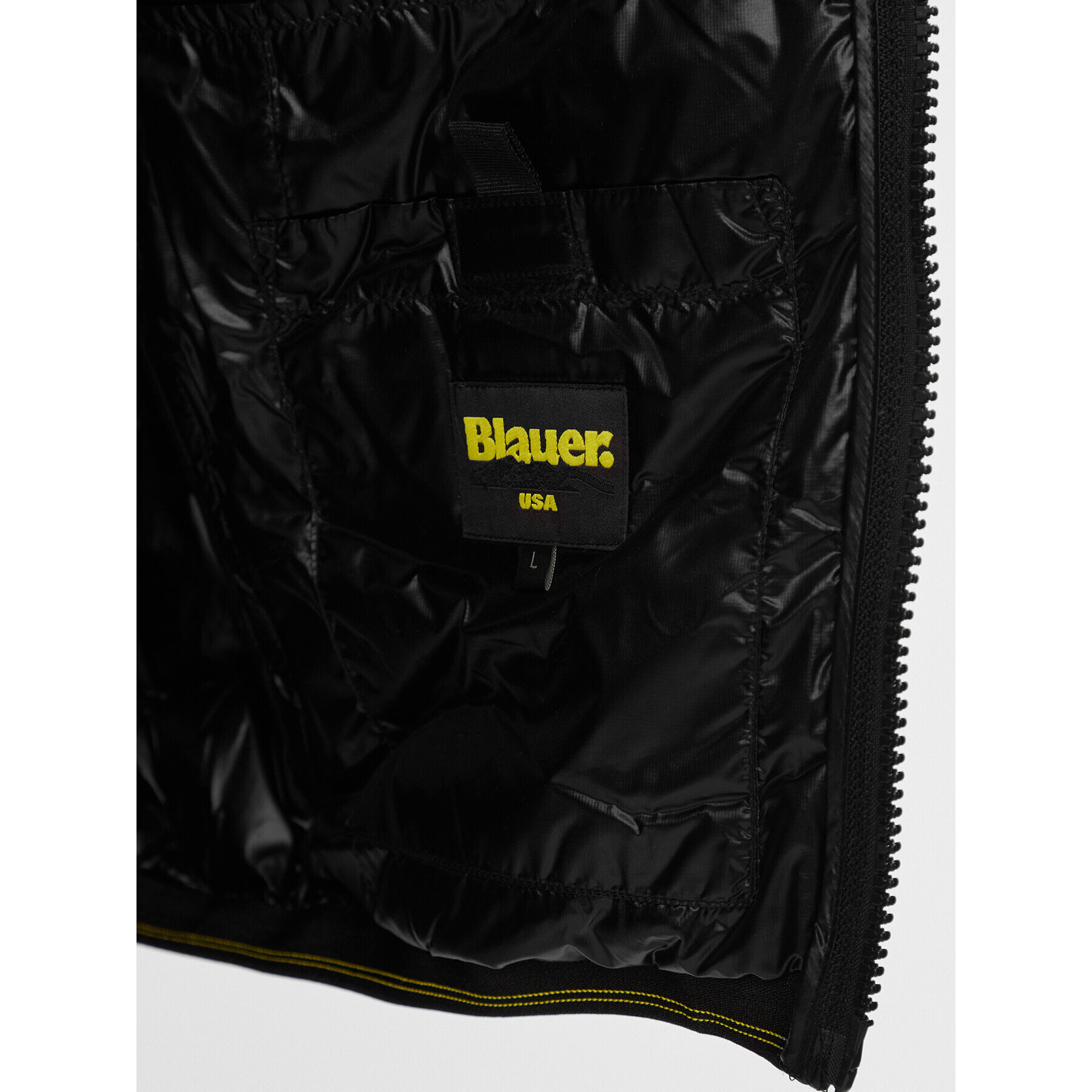 Blauer Пухено яке 23WBLUC03005 Черен Regular Fit - Pepit.bg