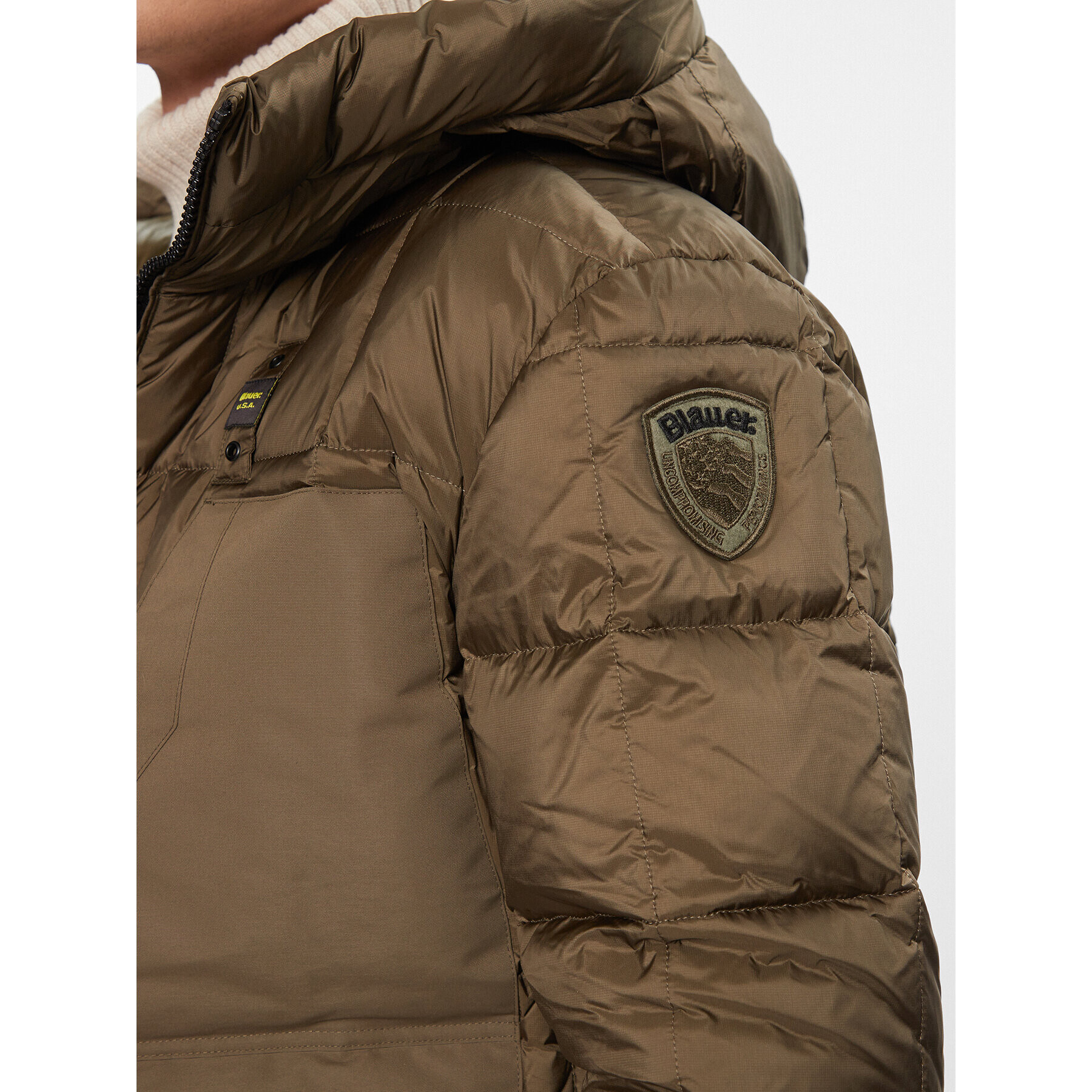 Blauer Пухено яке 23WBLUC03008 Зелен Regular Fit - Pepit.bg