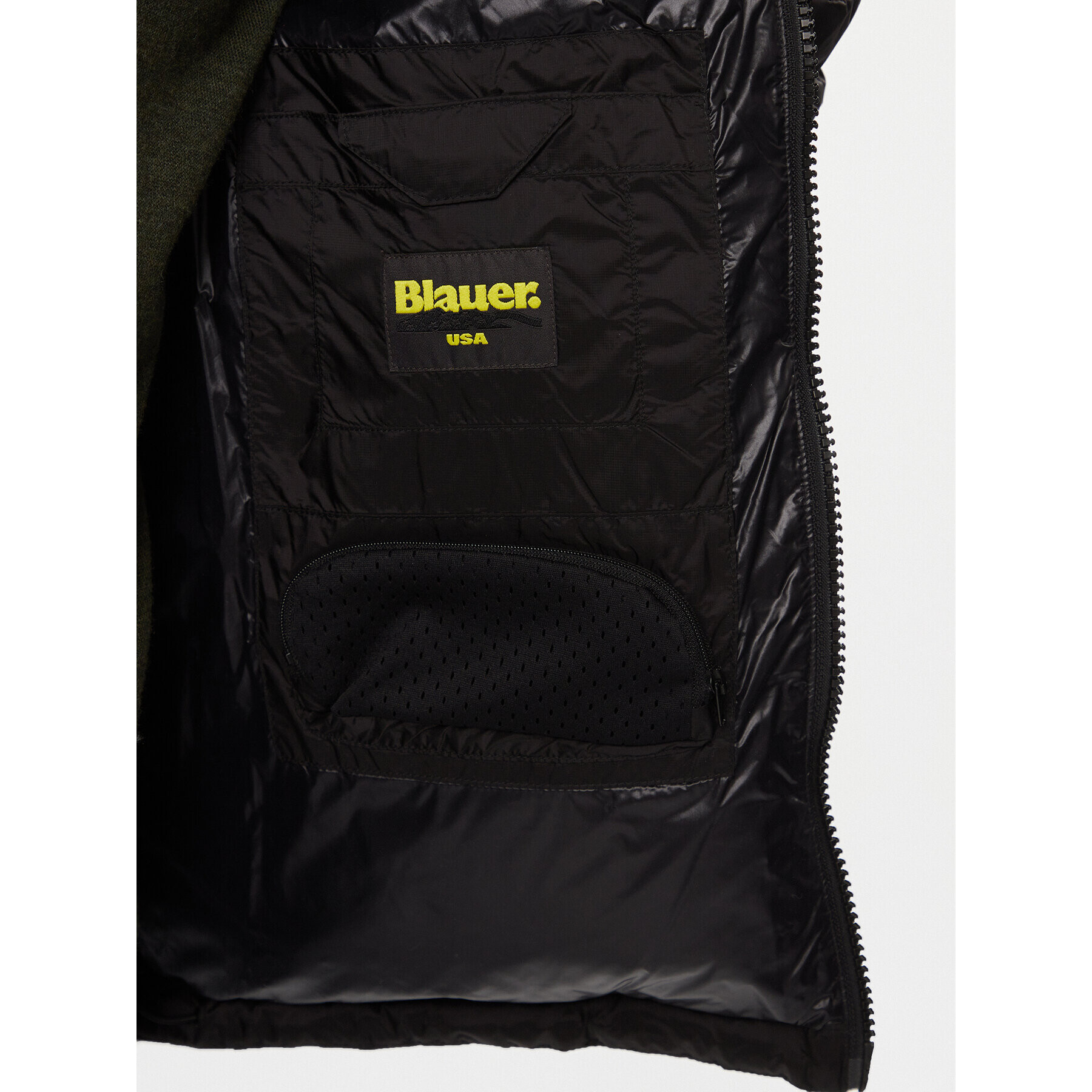 Blauer Пухено яке 23WBLUC03010 Черен Regular Fit - Pepit.bg