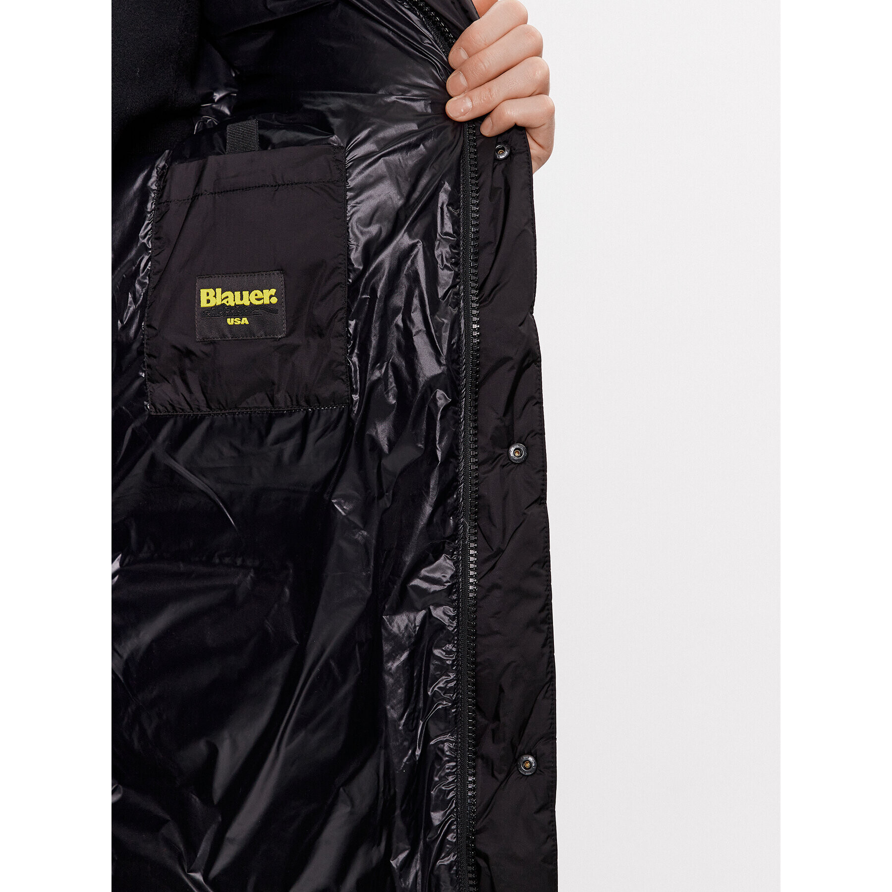 Blauer Пухено яке 23WBLUK03009 Черен Regular Fit - Pepit.bg