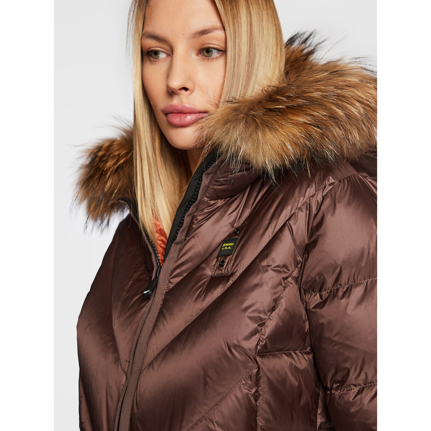 Blauer Пухено яке Brandy BLDK03215 006047 Кафяв Regular Fit - Pepit.bg