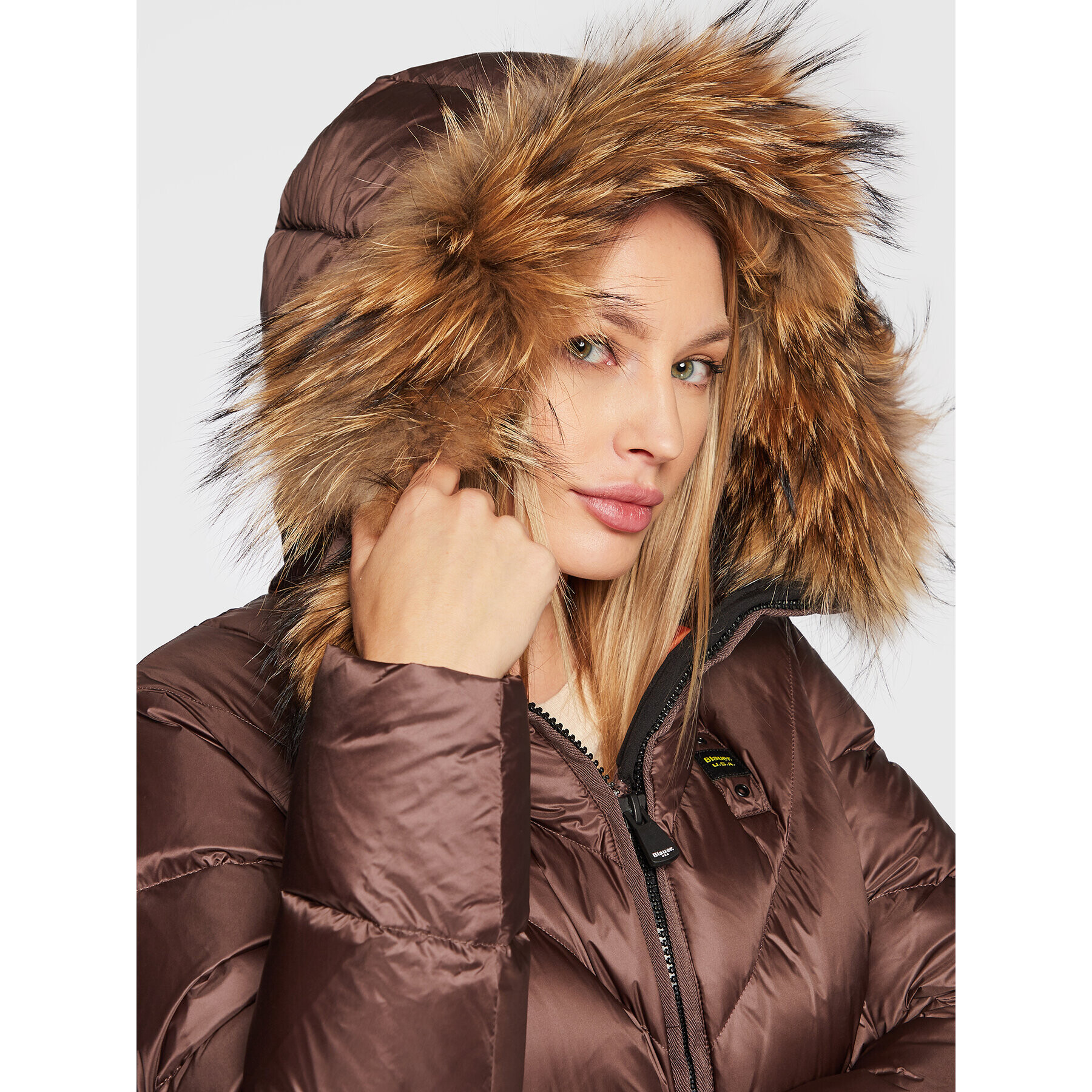 Blauer Пухено яке Brandy BLDK03215 006047 Кафяв Regular Fit - Pepit.bg