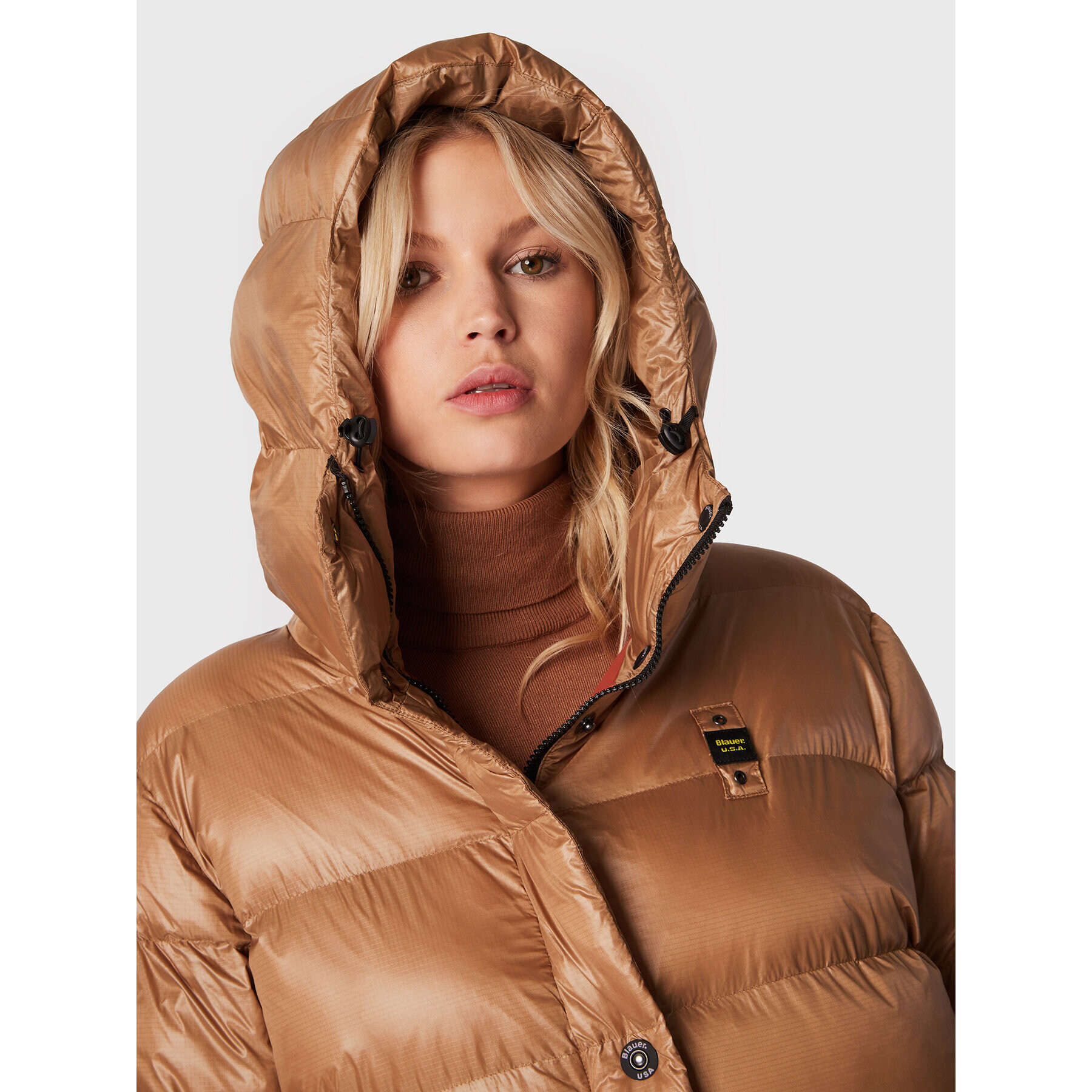 Blauer Пухено яке Christy BLDK02207 005958 Бежов Regular Fit - Pepit.bg