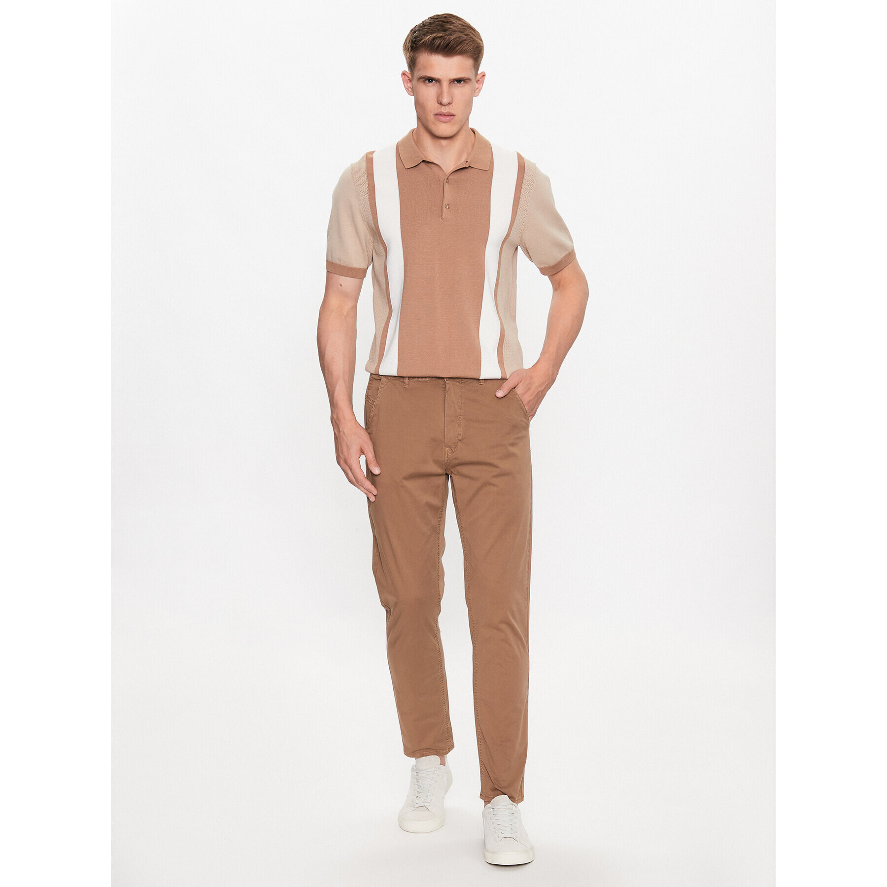 Blend Чино панталони 20715115 Кафяв Slim Fit - Pepit.bg